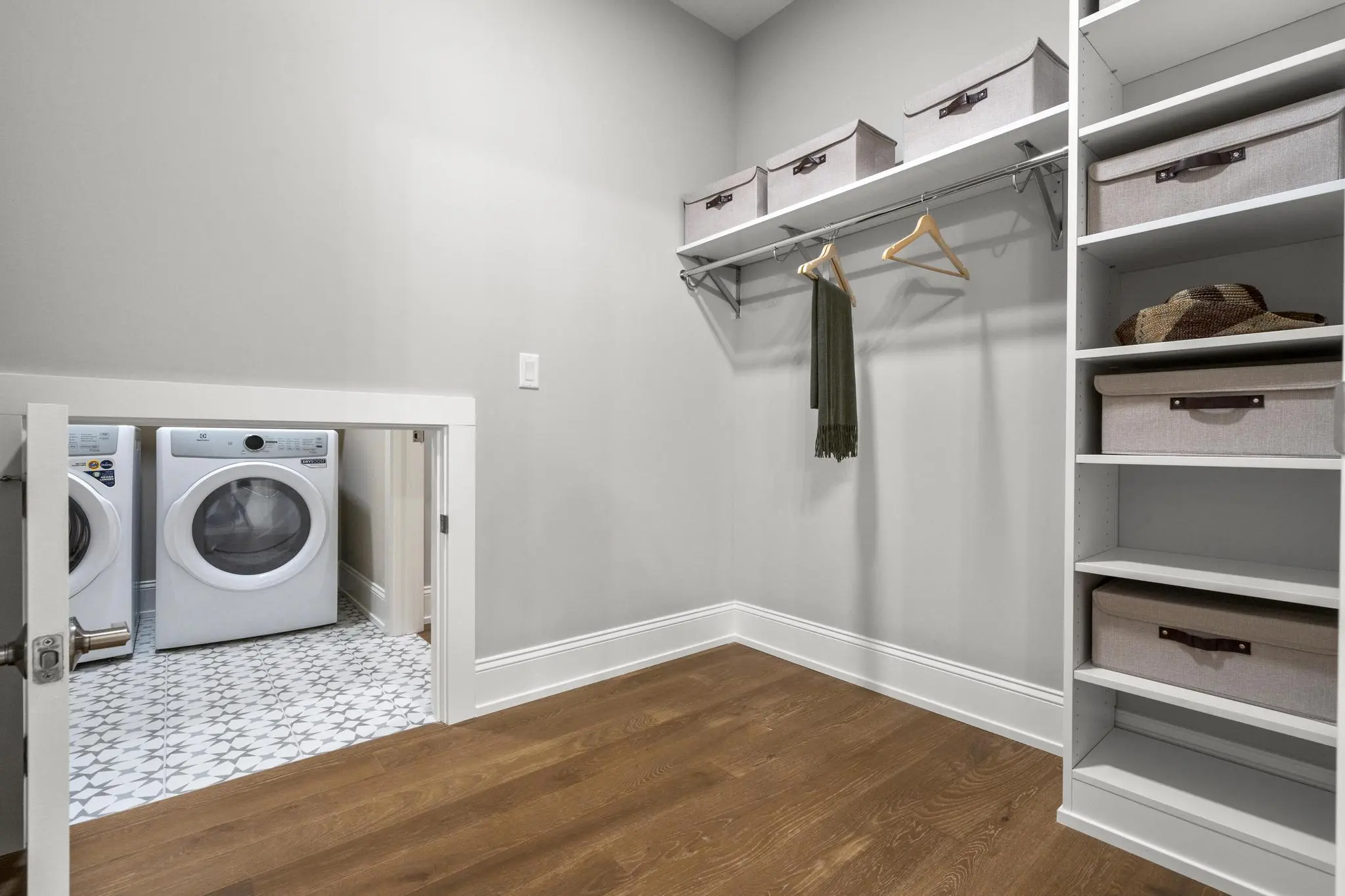 Sawgrass - Interior Photo 40