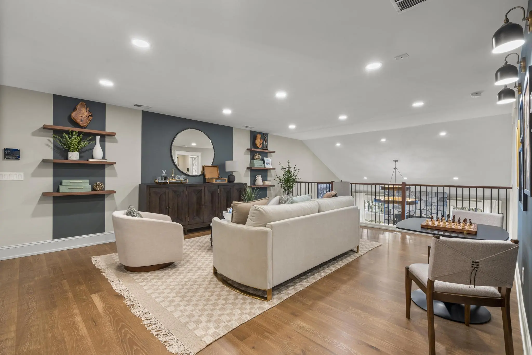 Sawgrass - Interior Photo 42