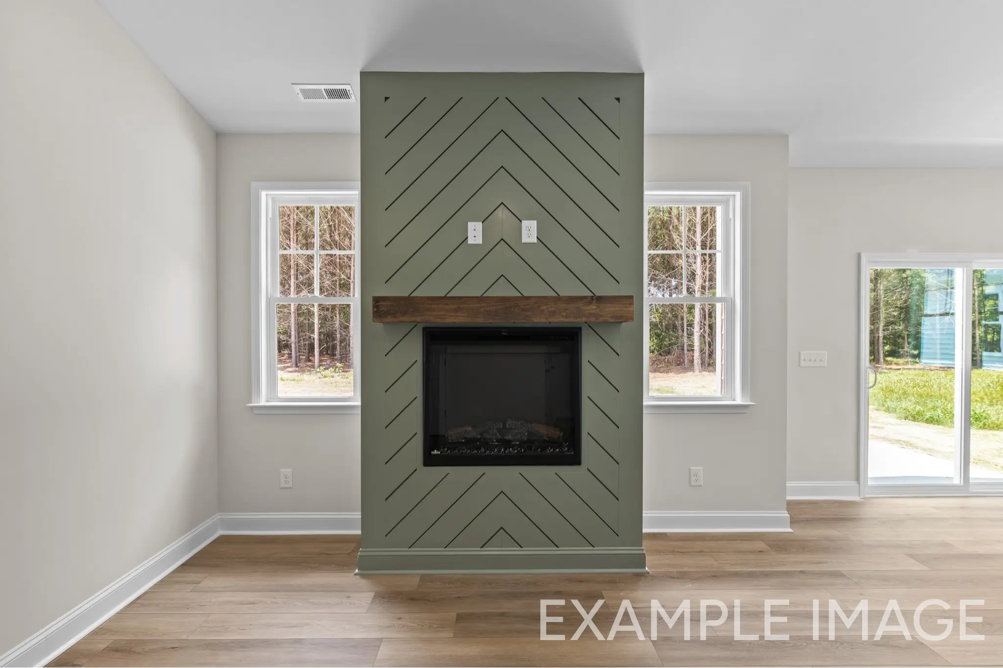 Clarkson - Interior Photo 5