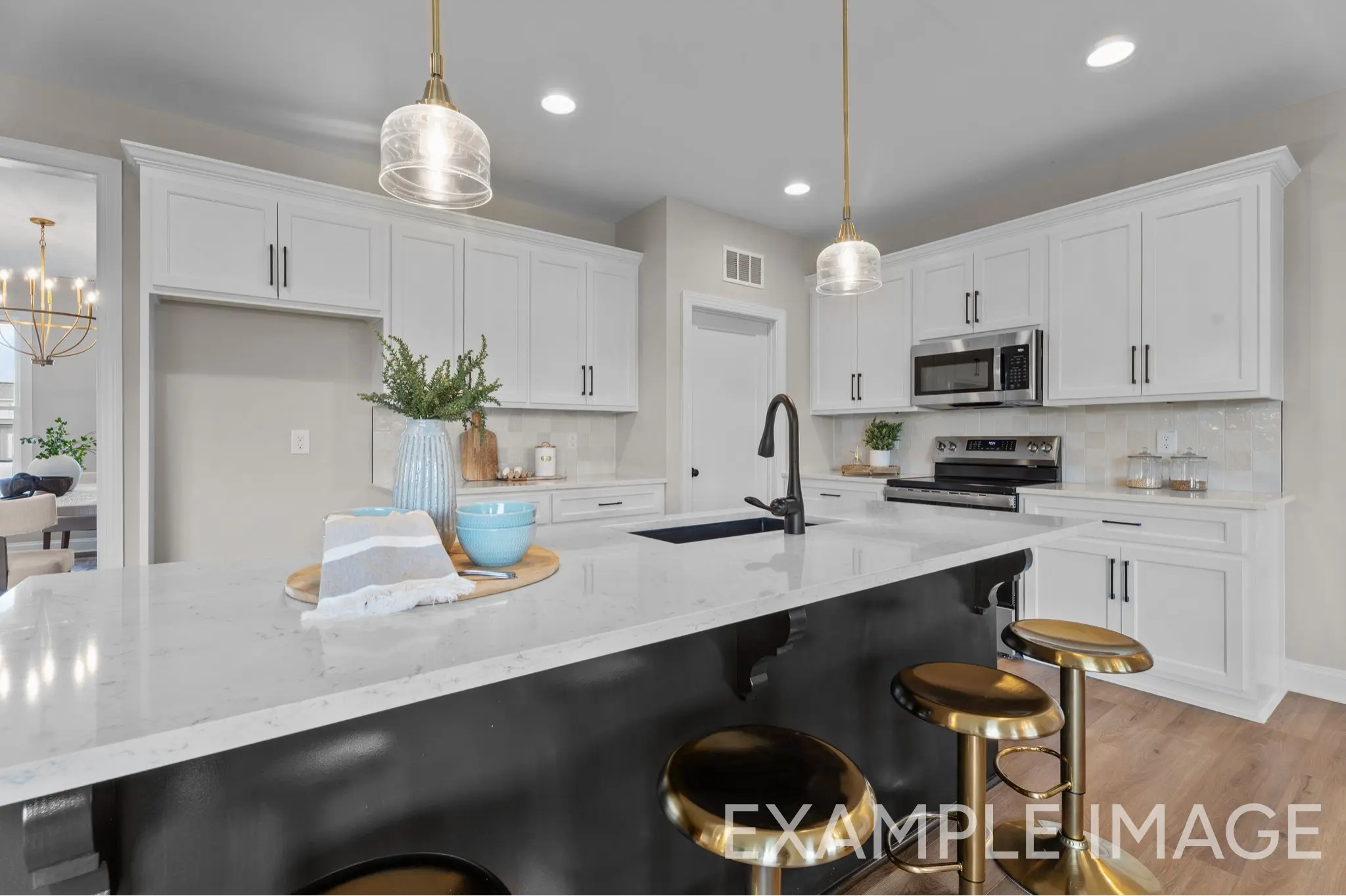 Pierce - Interior Photo 17