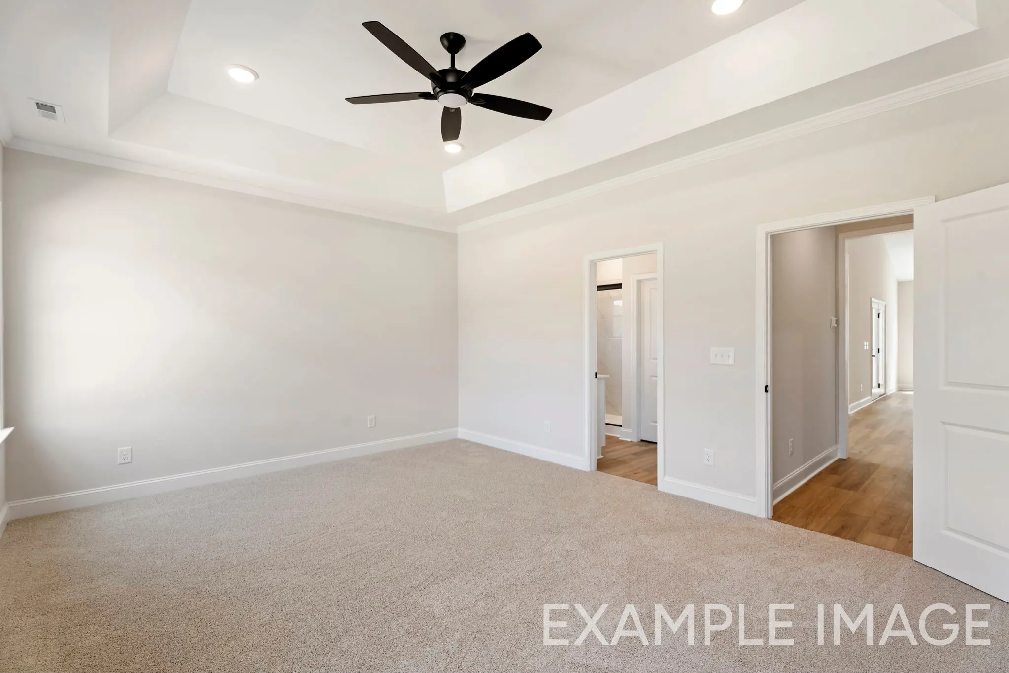 Magnolia - Interior Photo 16