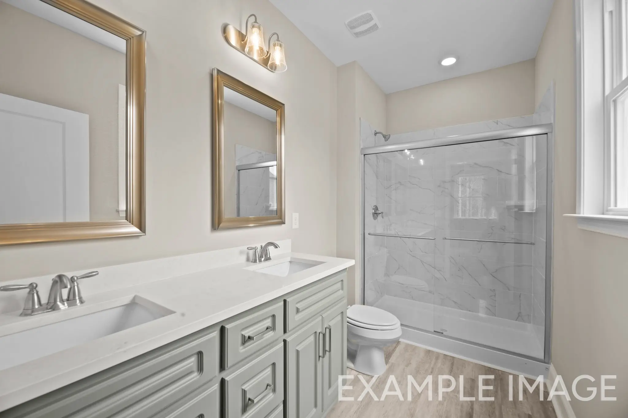 Clarkson - Interior Photo 14