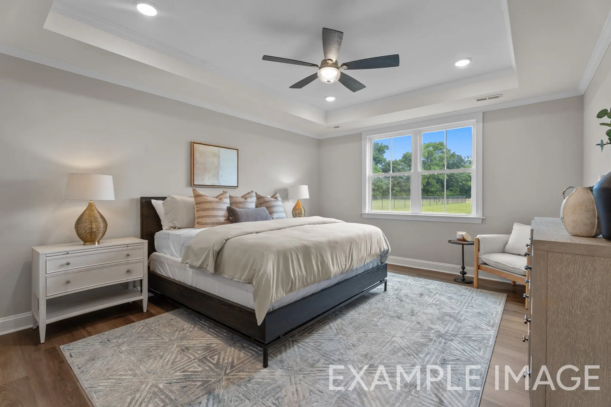 Pierce - Interior Photo 20