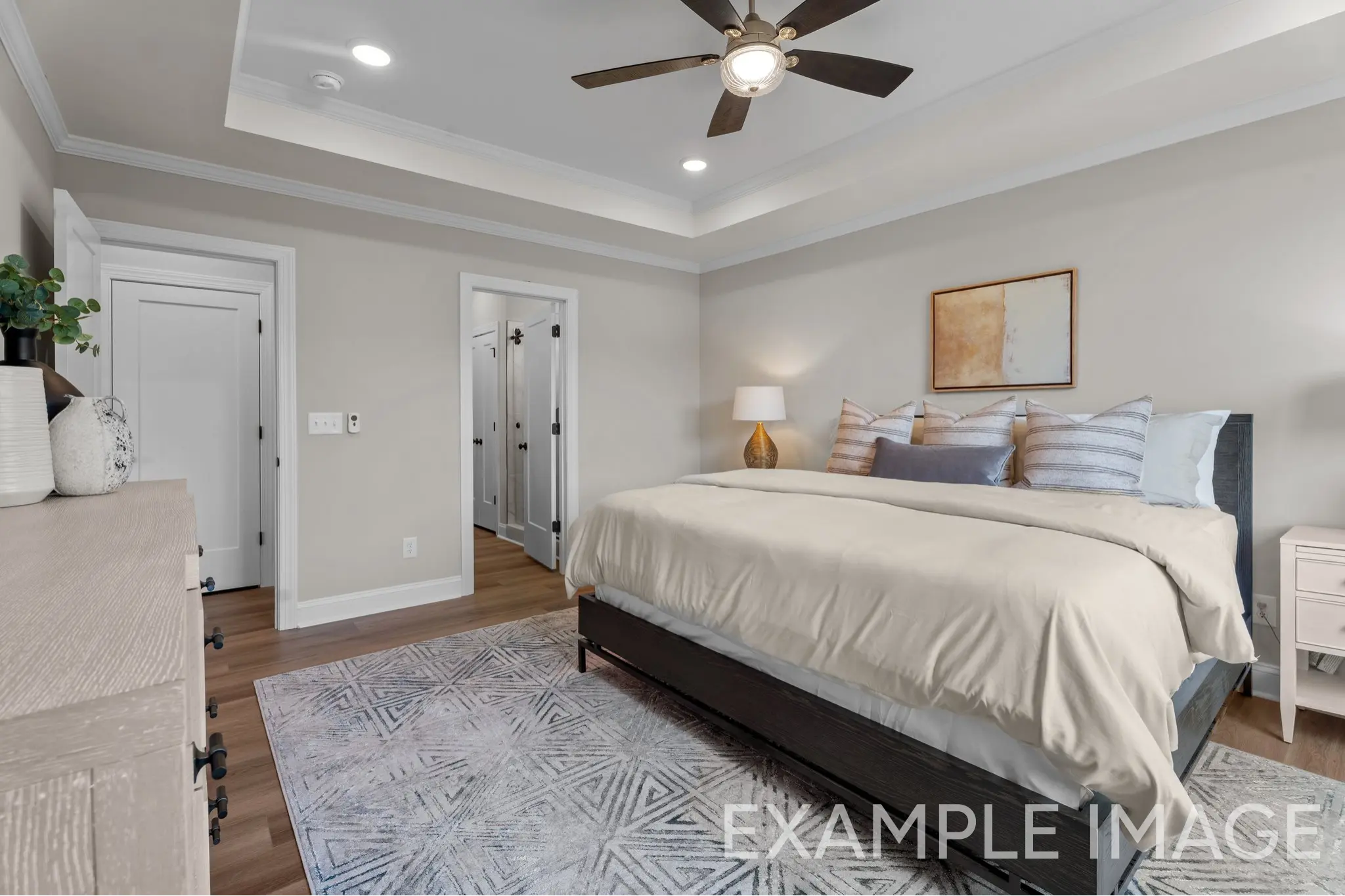 Pierce - Interior Photo 21