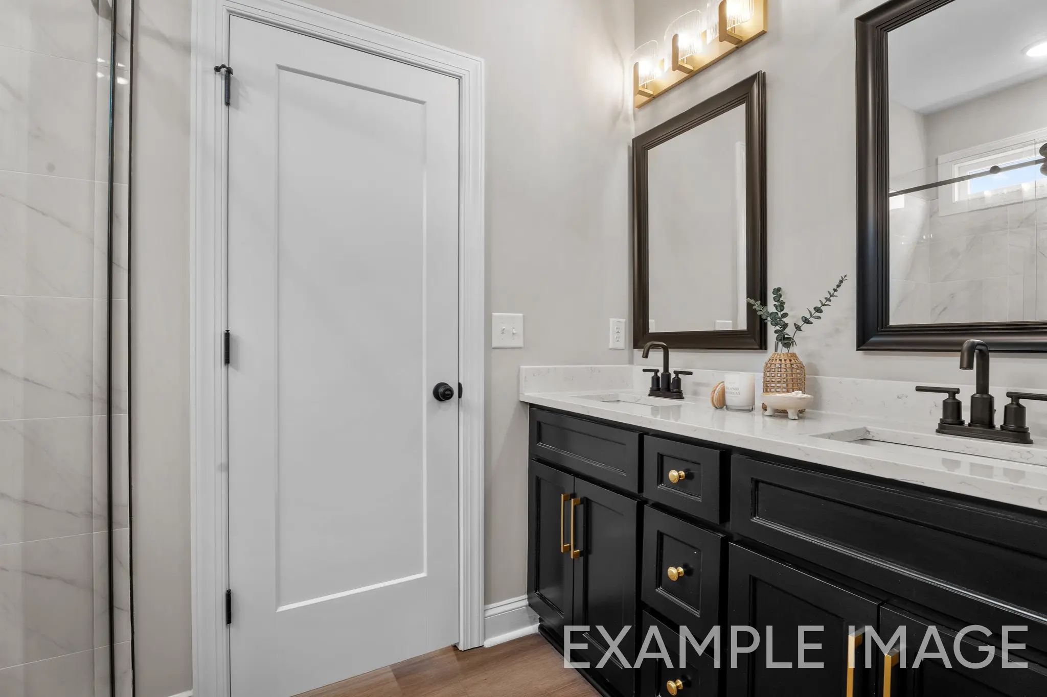 Pierce - Interior Photo 24