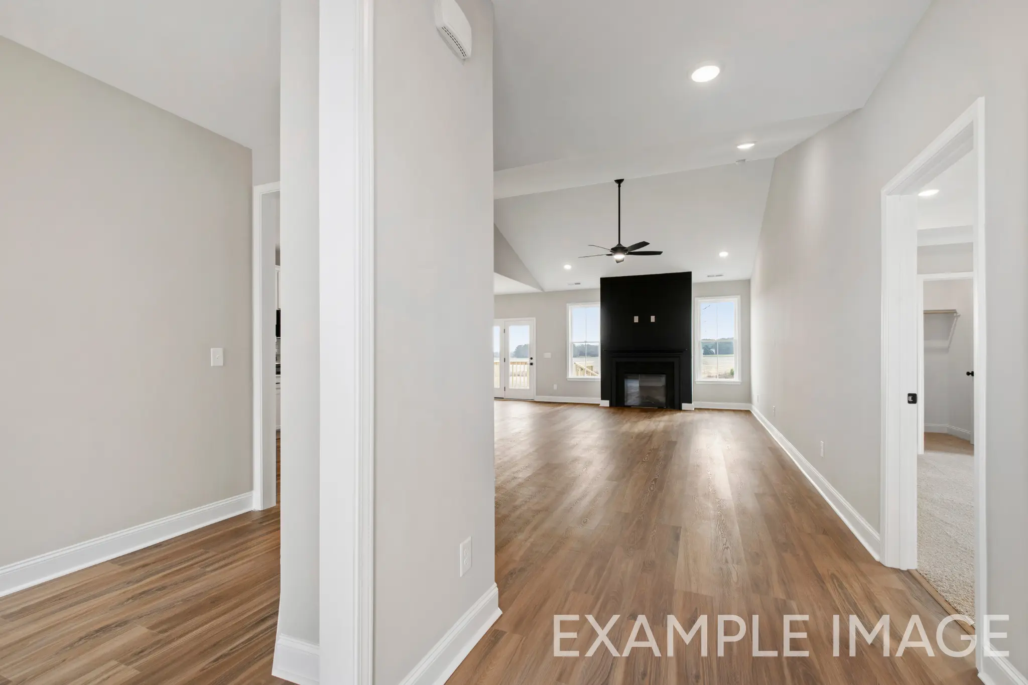 Bainbridge - Interior Photo 4