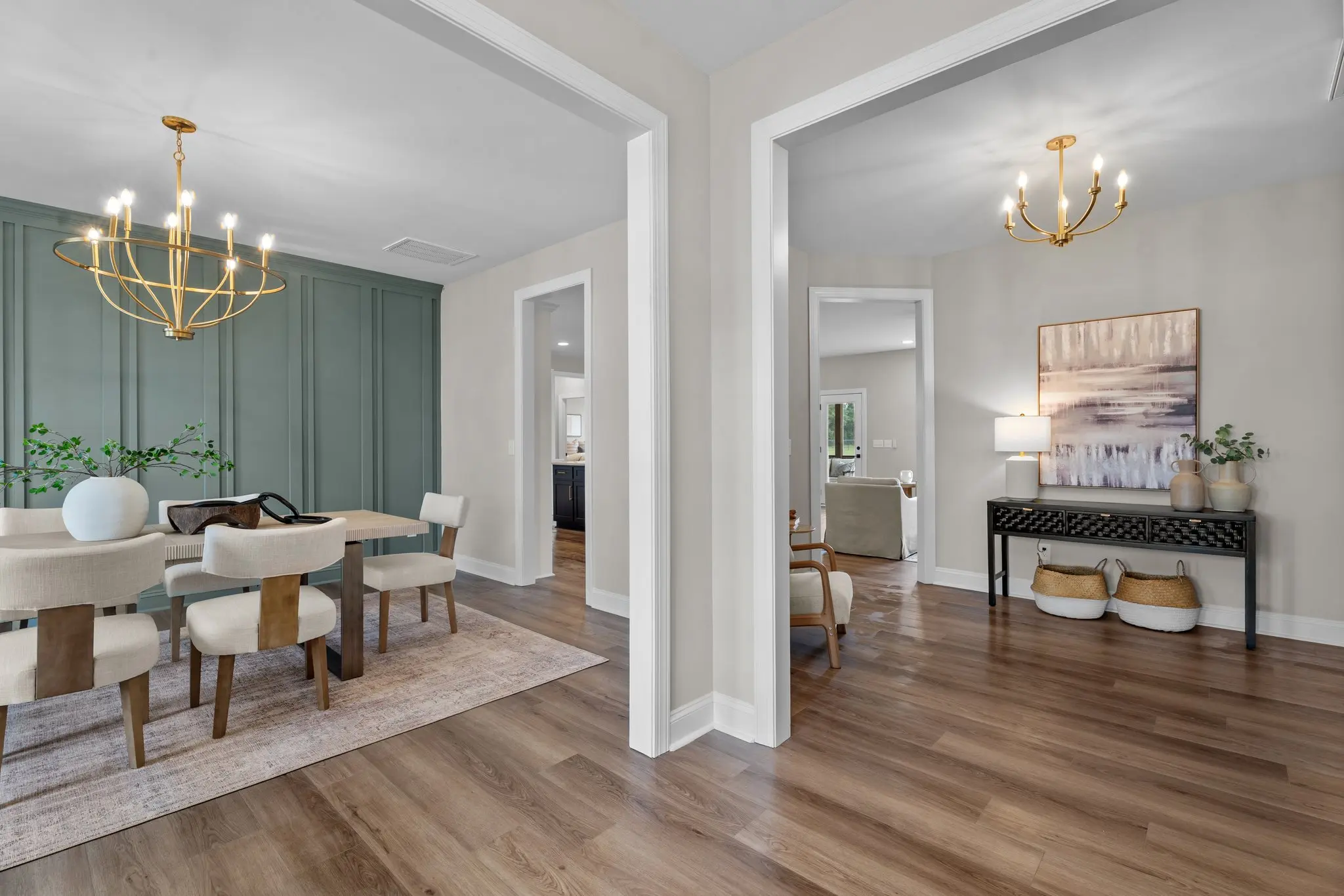 Pierce - Interior Photo 6