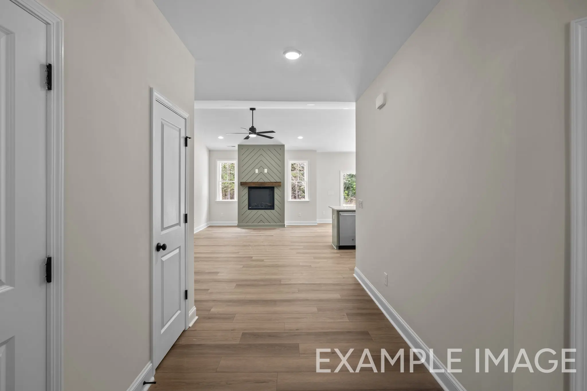 Clarkson - Interior Photo 4