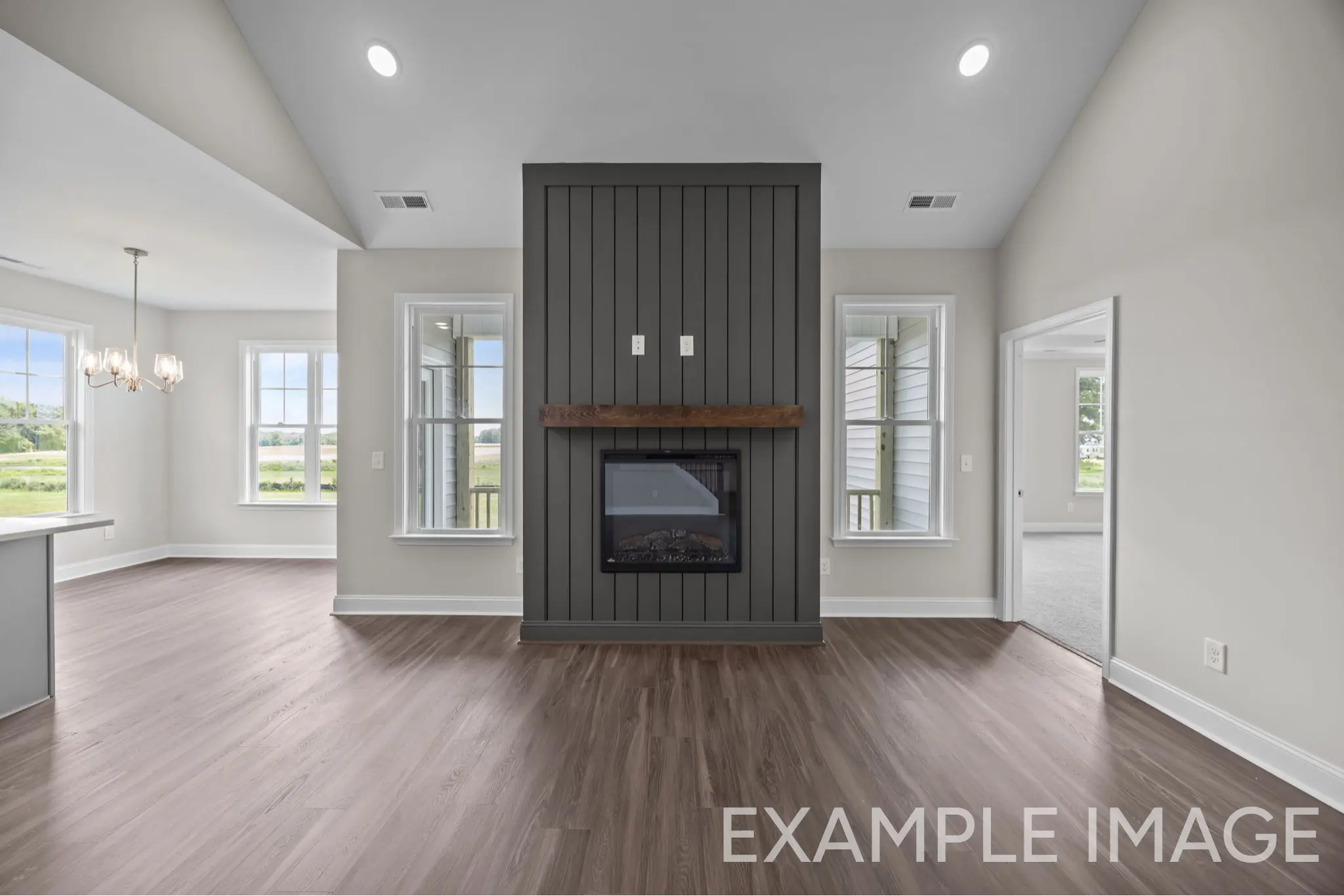 Caldwell - Interior Photo 5