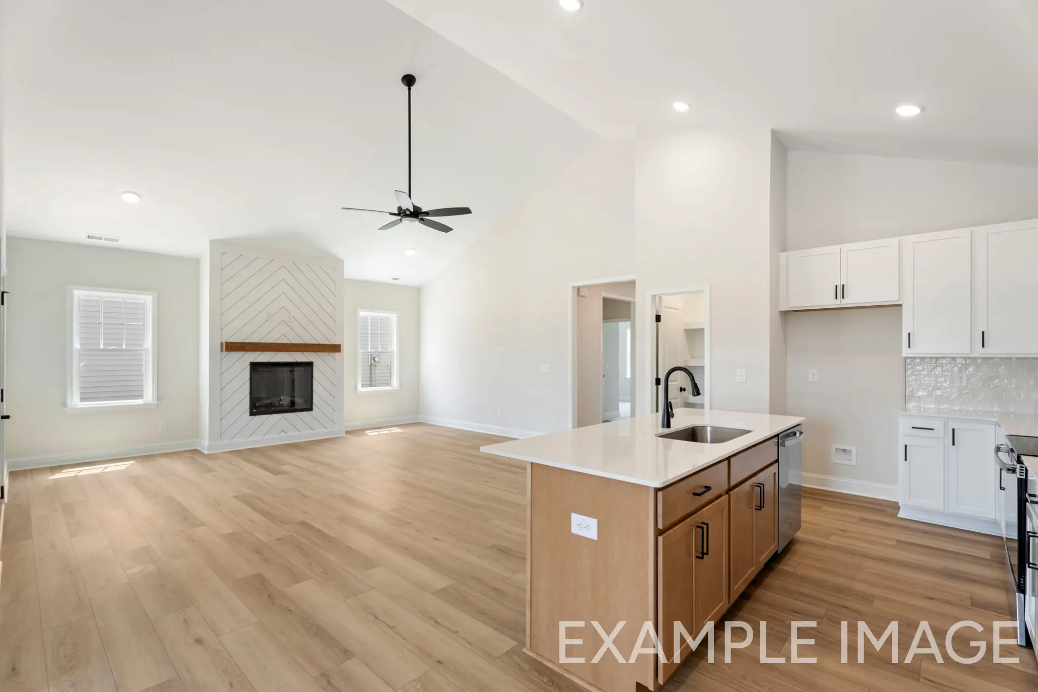 Magnolia - Interior Photo 6