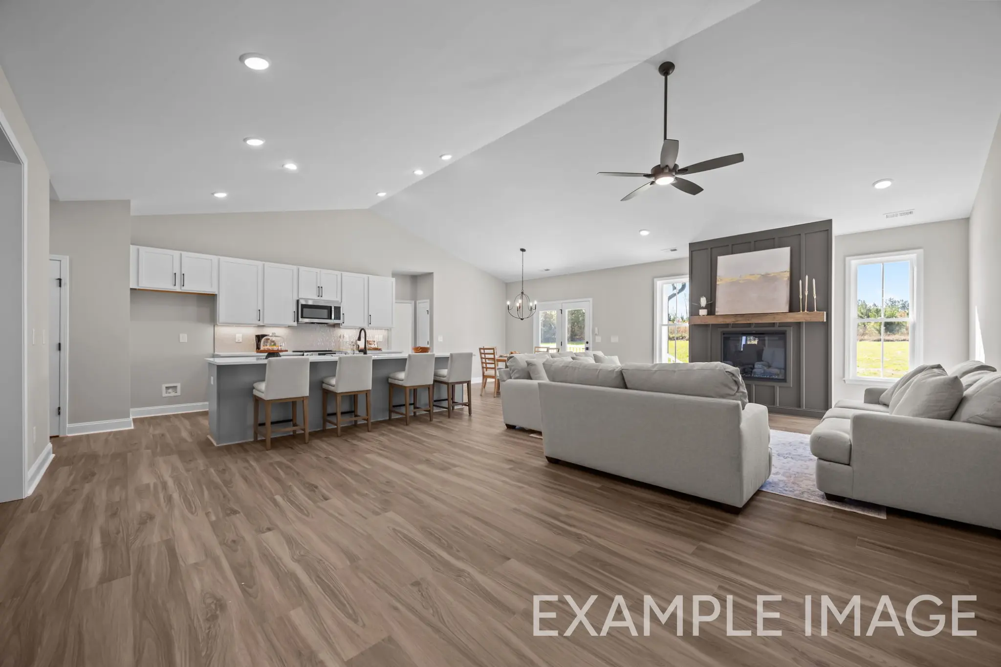 Bancroft - Interior Photo 6