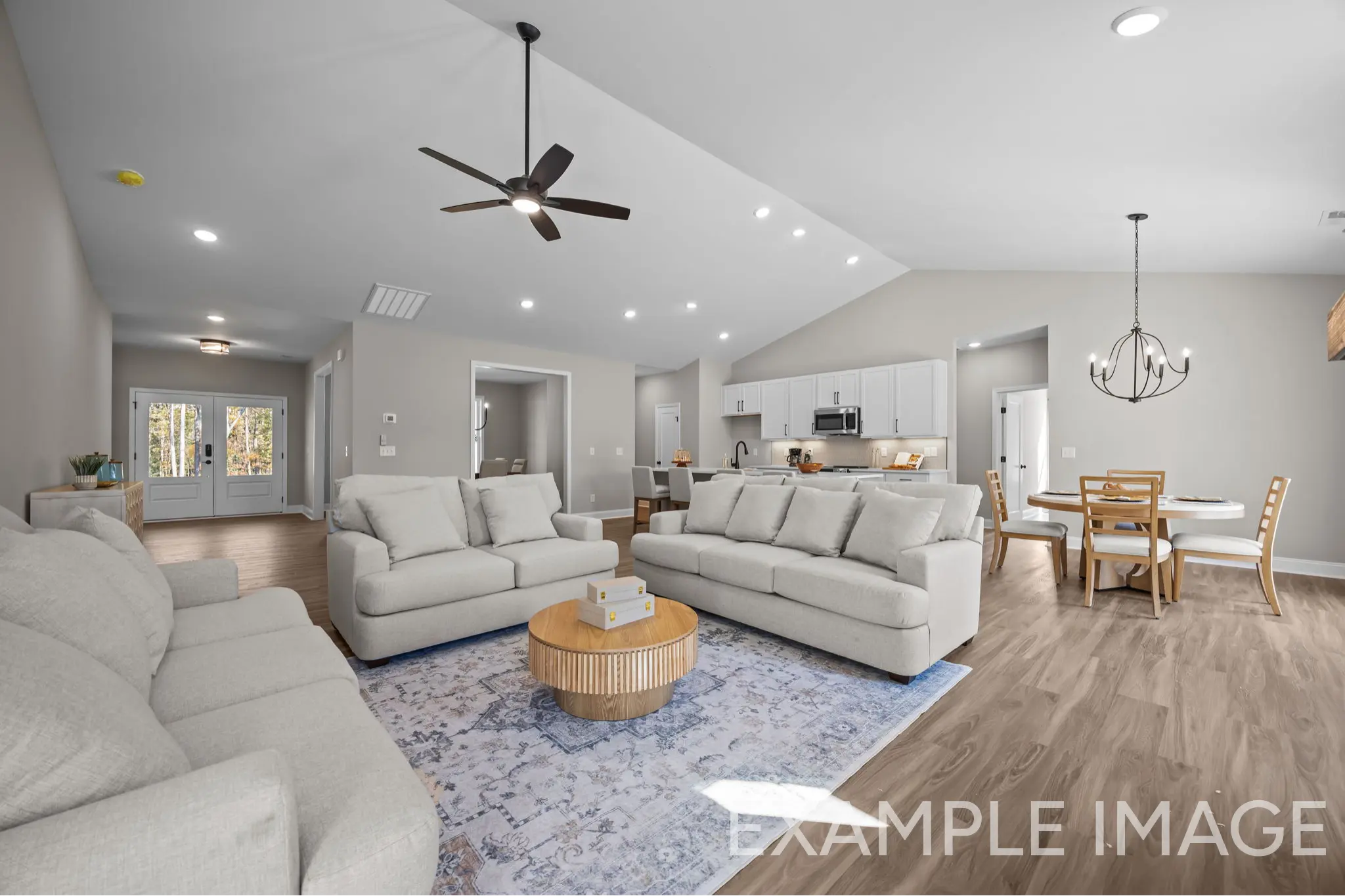 Bancroft - Interior Photo 8