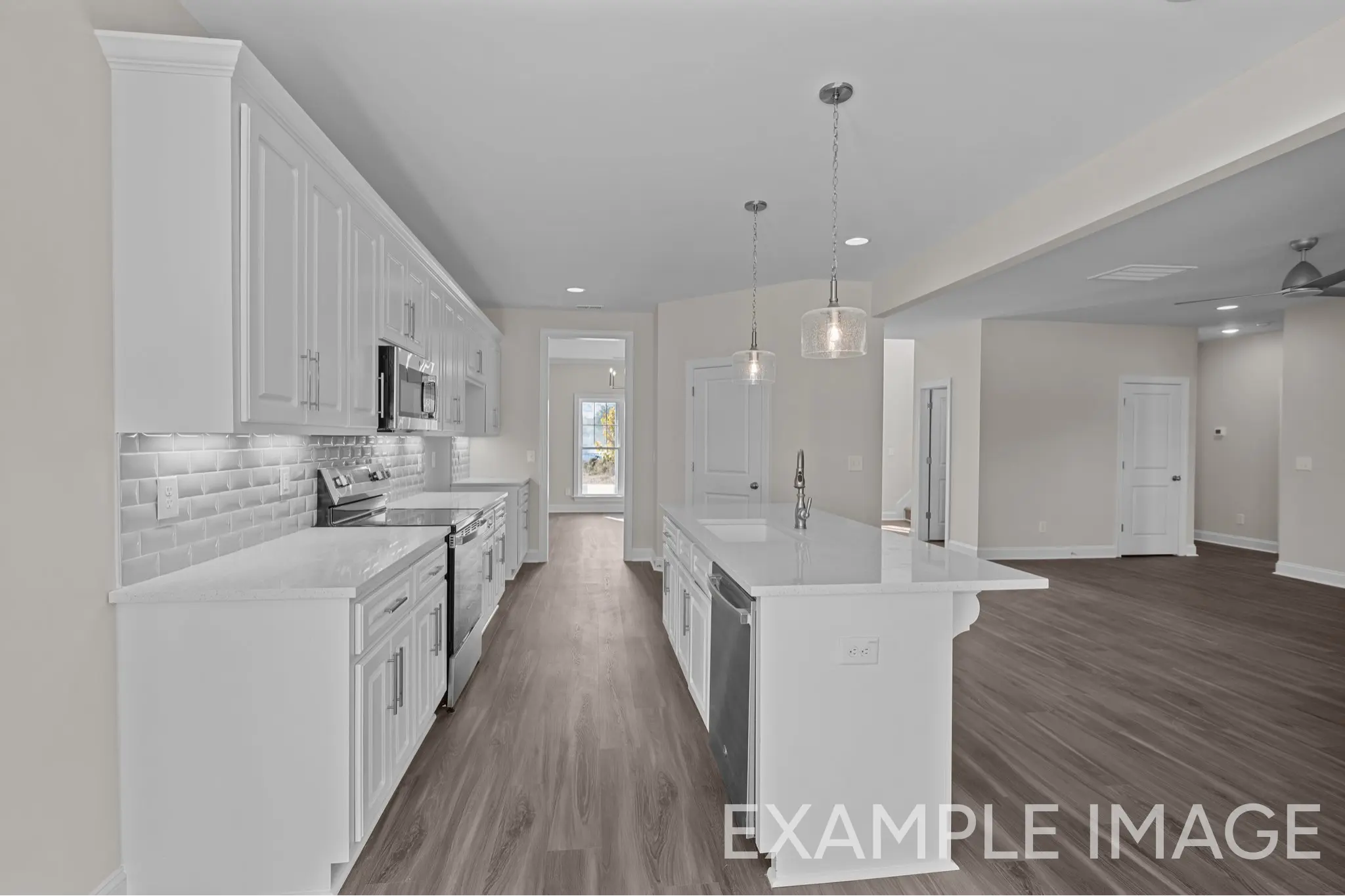 Sullivan - Interior Photo 13