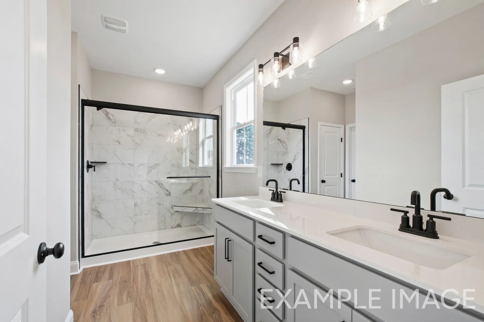 Bainbridge - Interior Photo 14