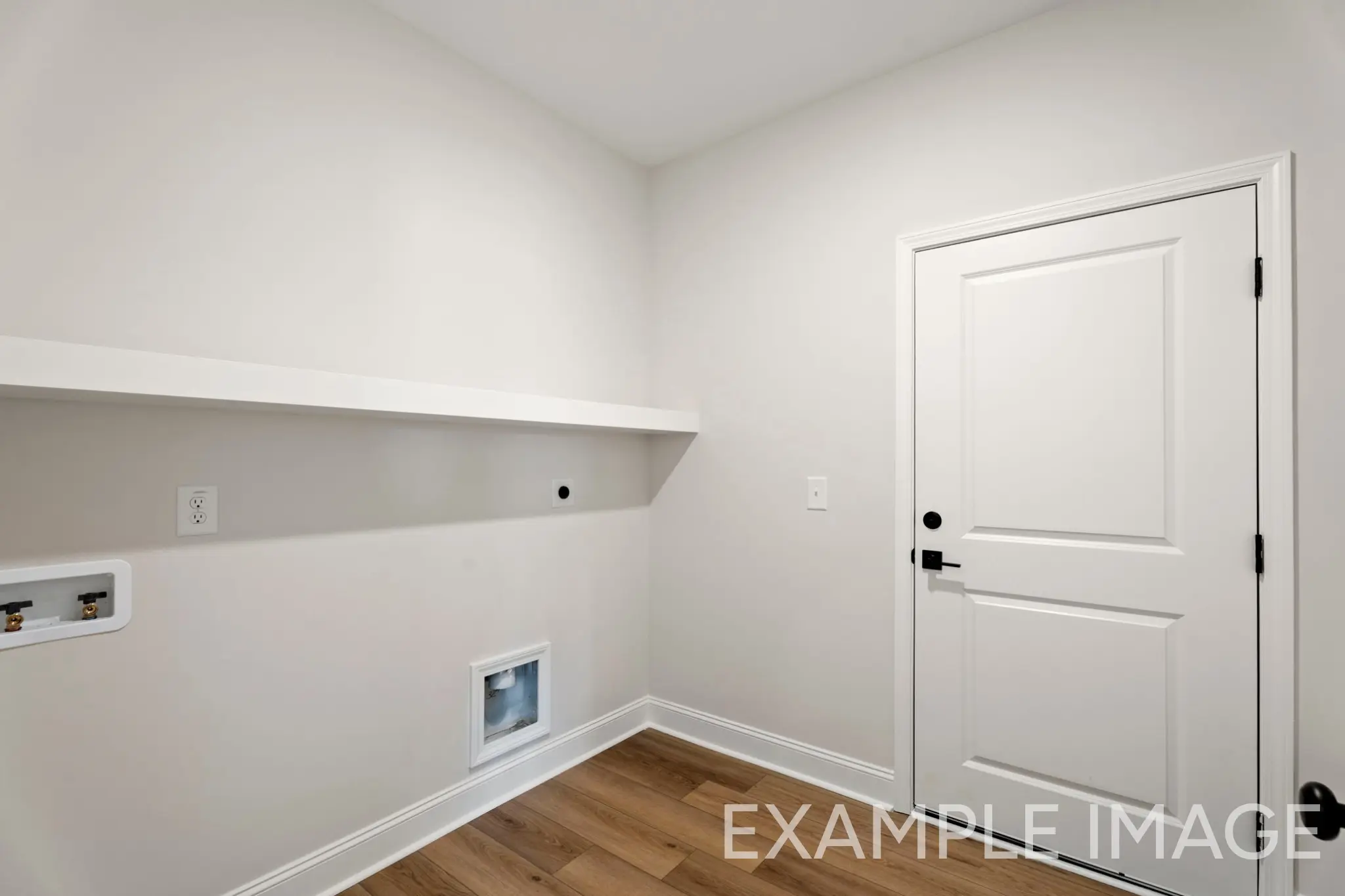 Magnolia - Interior Photo 11