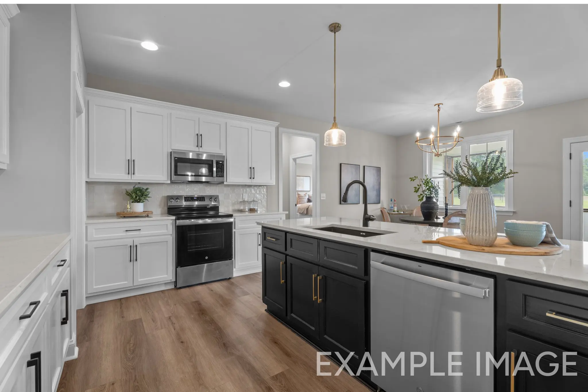 Pierce - Interior Photo 16