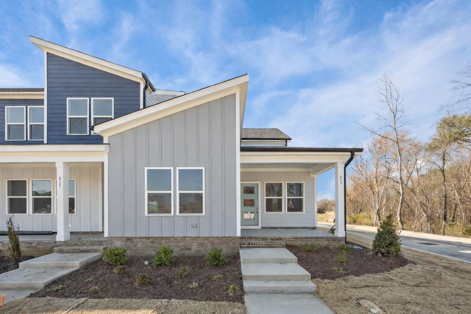 Thumbnail - 817 Central Park Drive