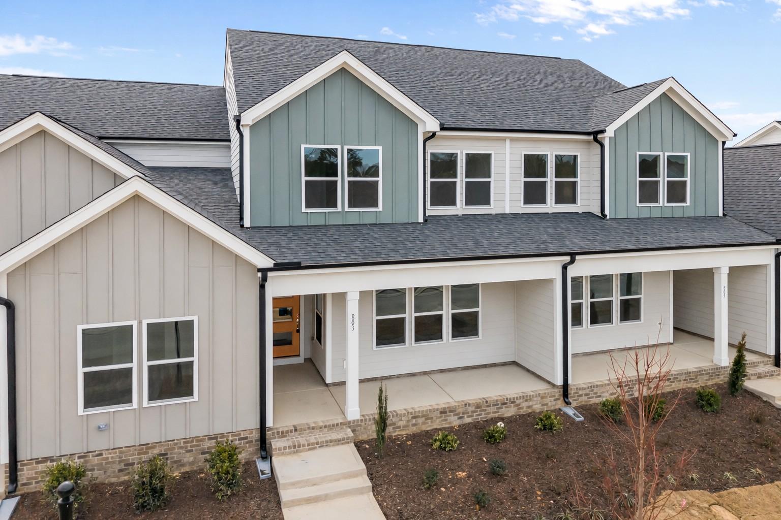 Thumbnail - 803 Central Park Drive