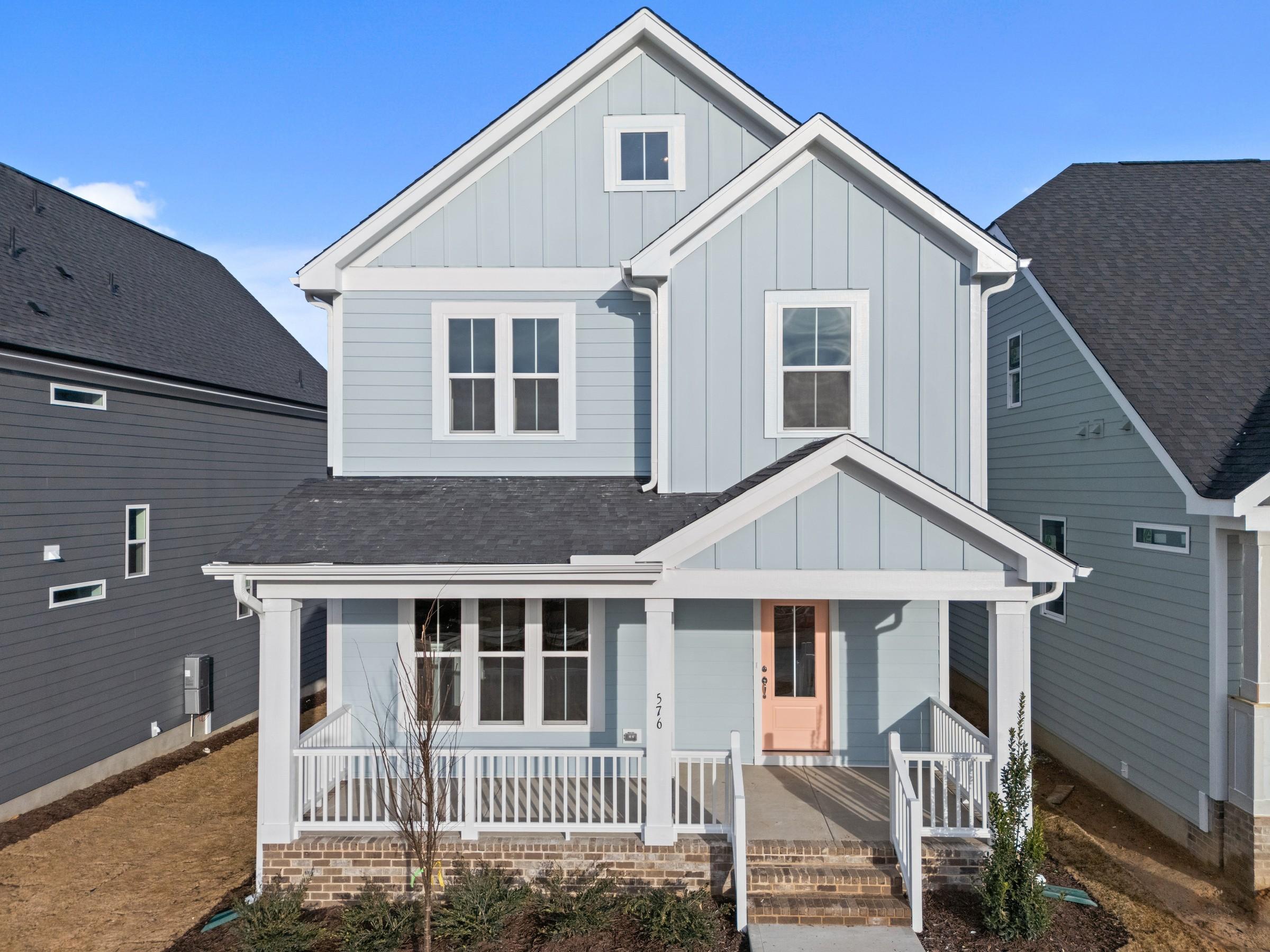 Thumbnail - 576 Folk Song Way