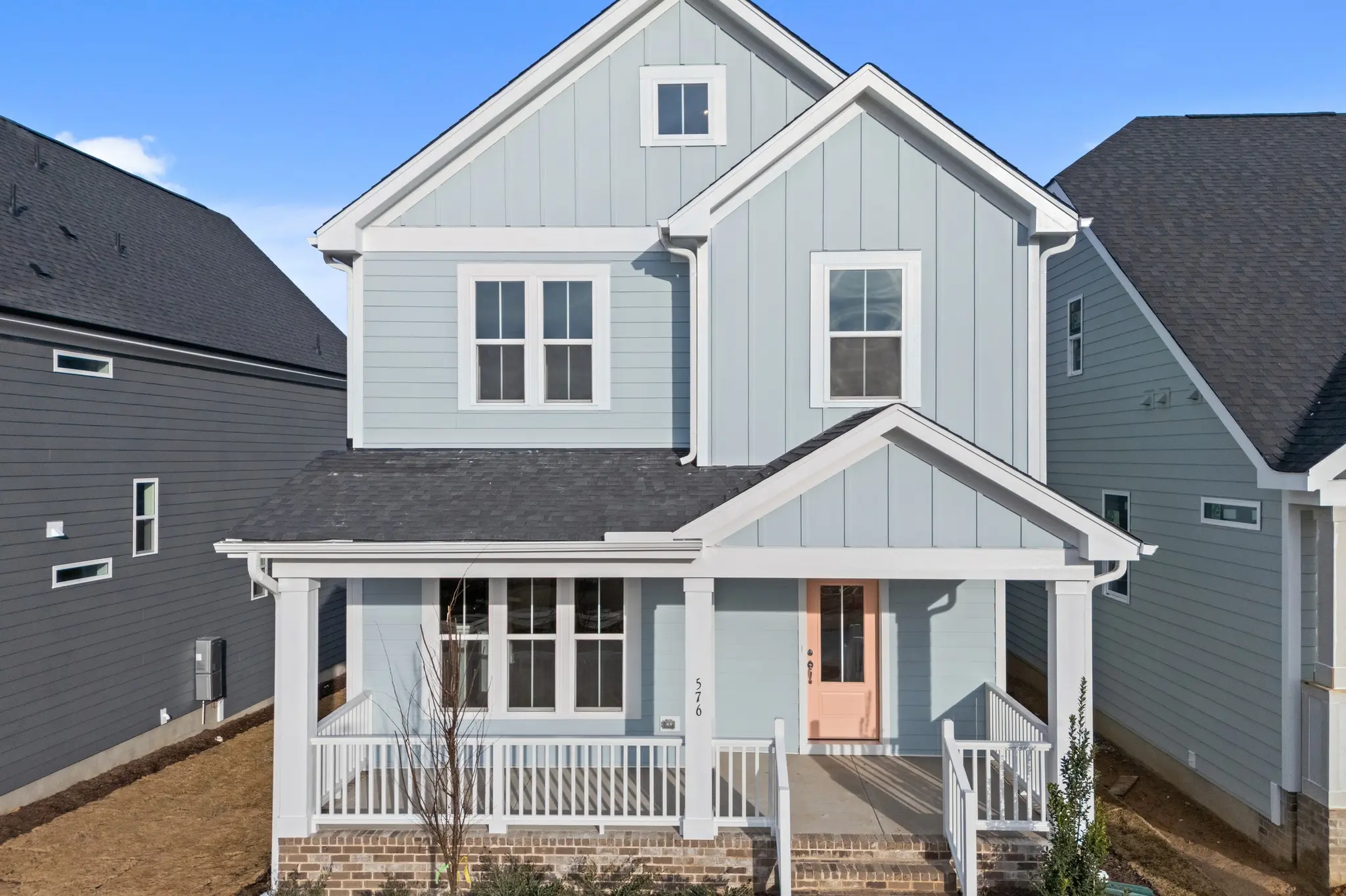 Thumbnail - 576 Folk Song Way