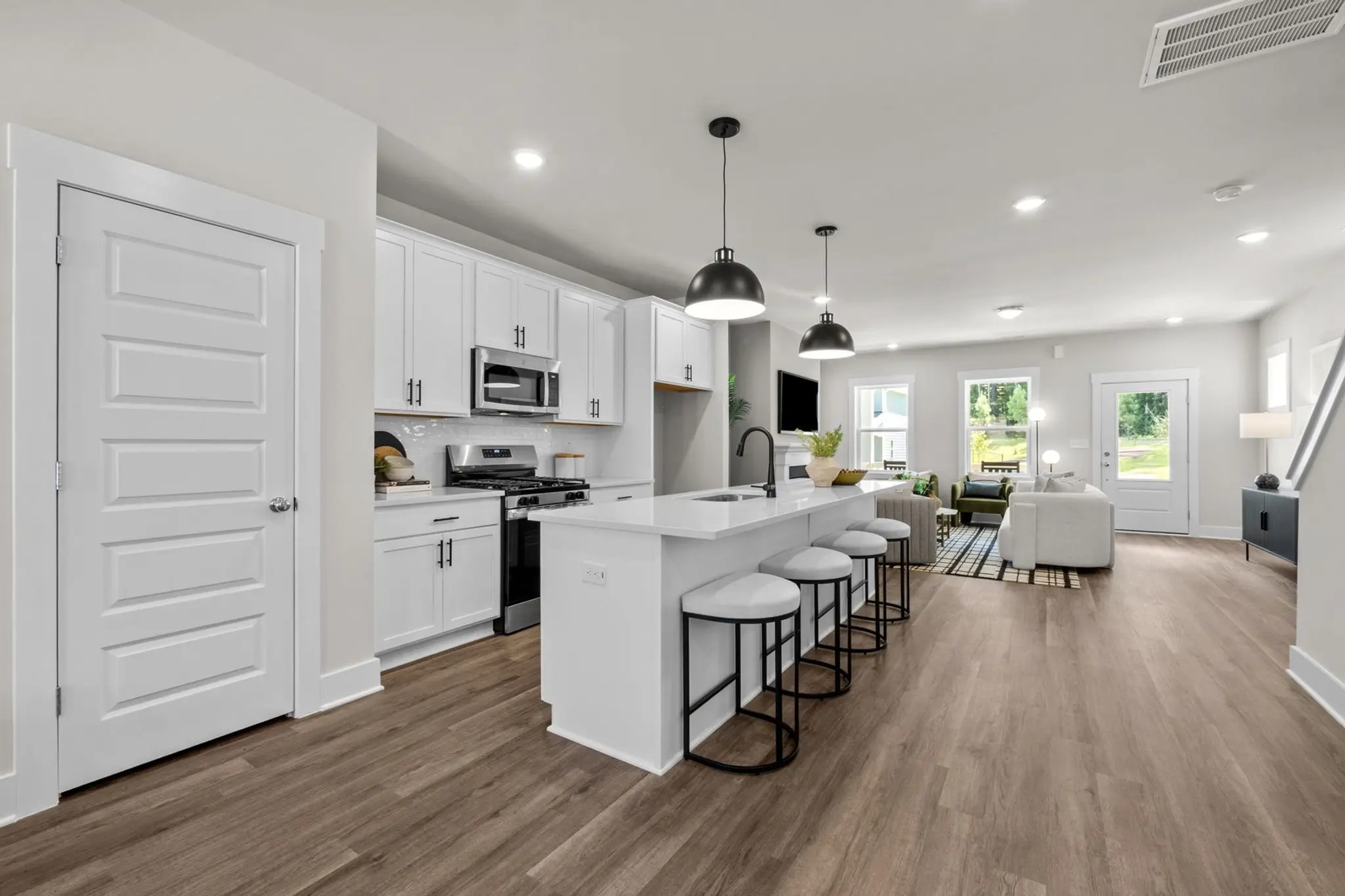 Kitchen (Shown with Yin & Yang Interior Package)