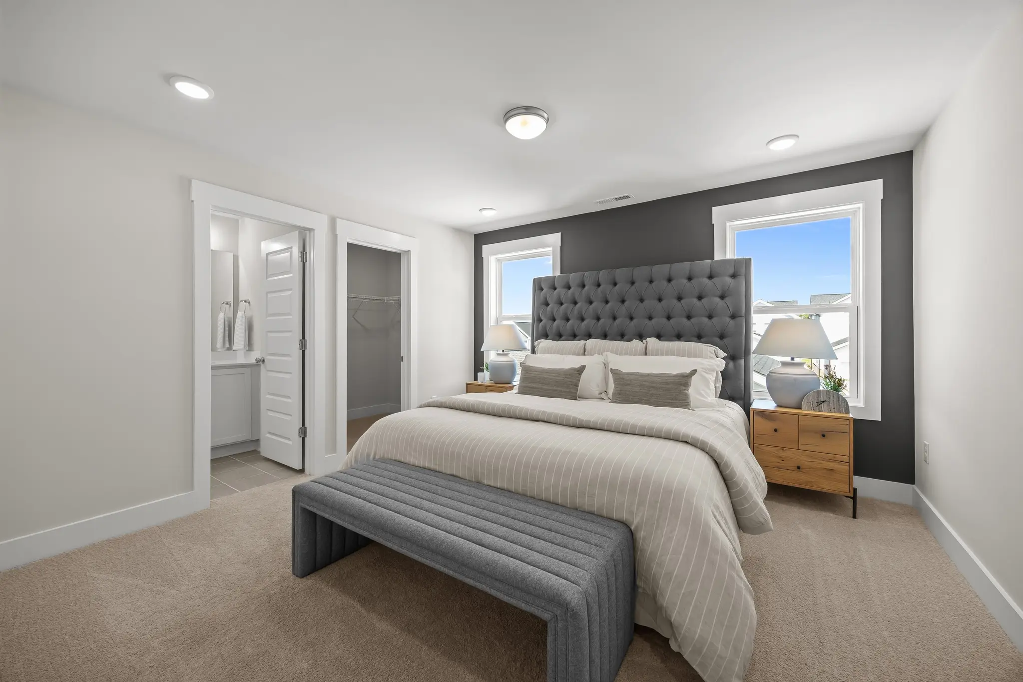 Primary Suite (Cigar Lounge)