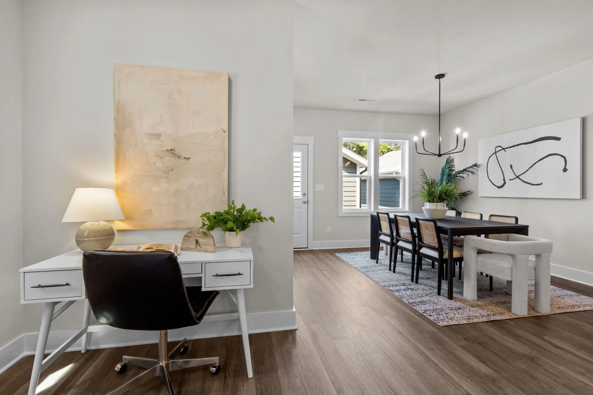 Scissors - Interior Photo 10