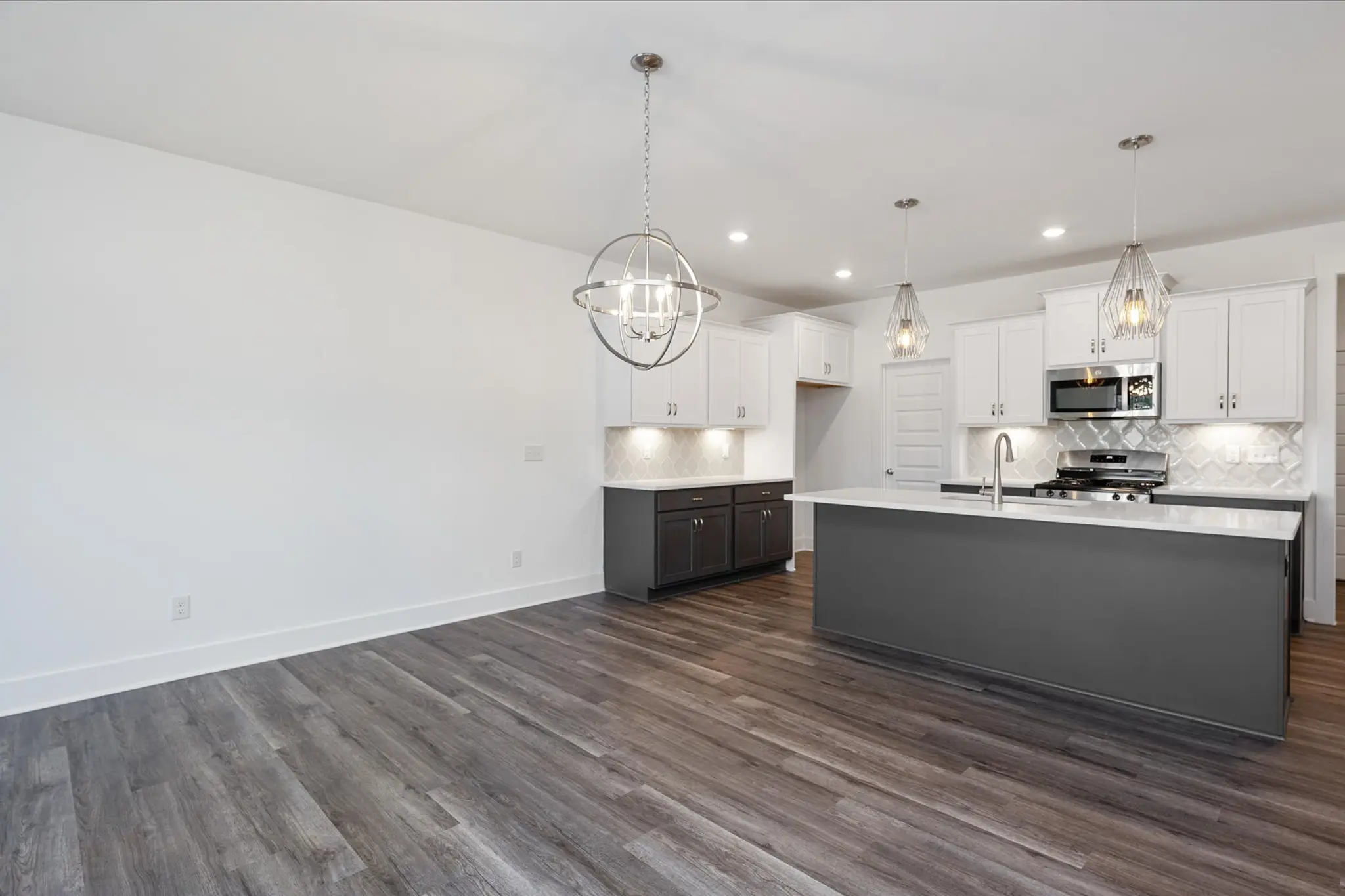 Someway Somehow - Interior Photo 9