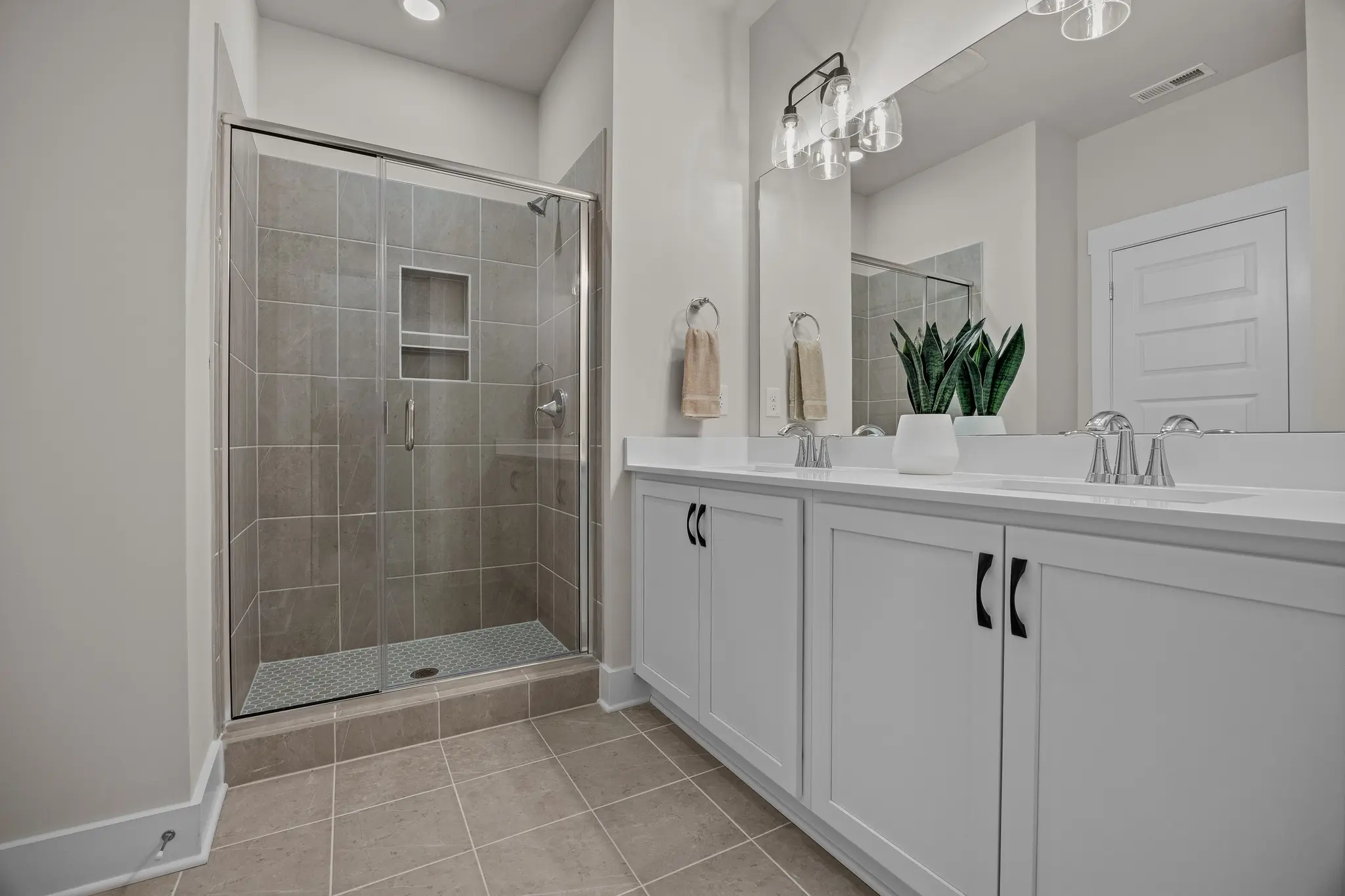 Primary Bath *Cigar Lounge Interior Package