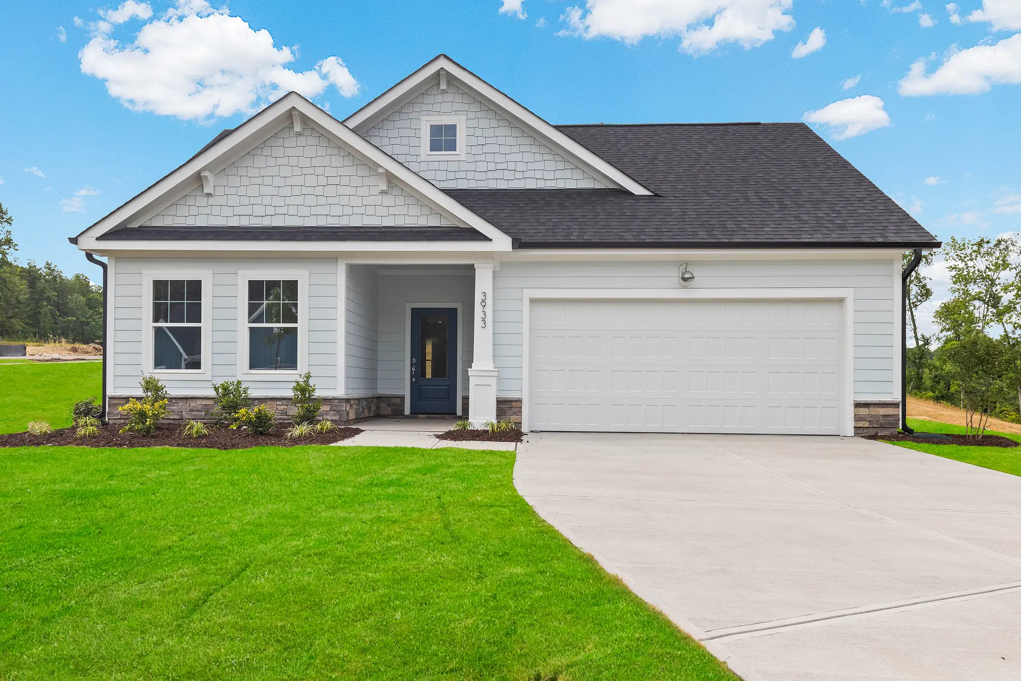 Raindrops on Roses - Interior Photo 14