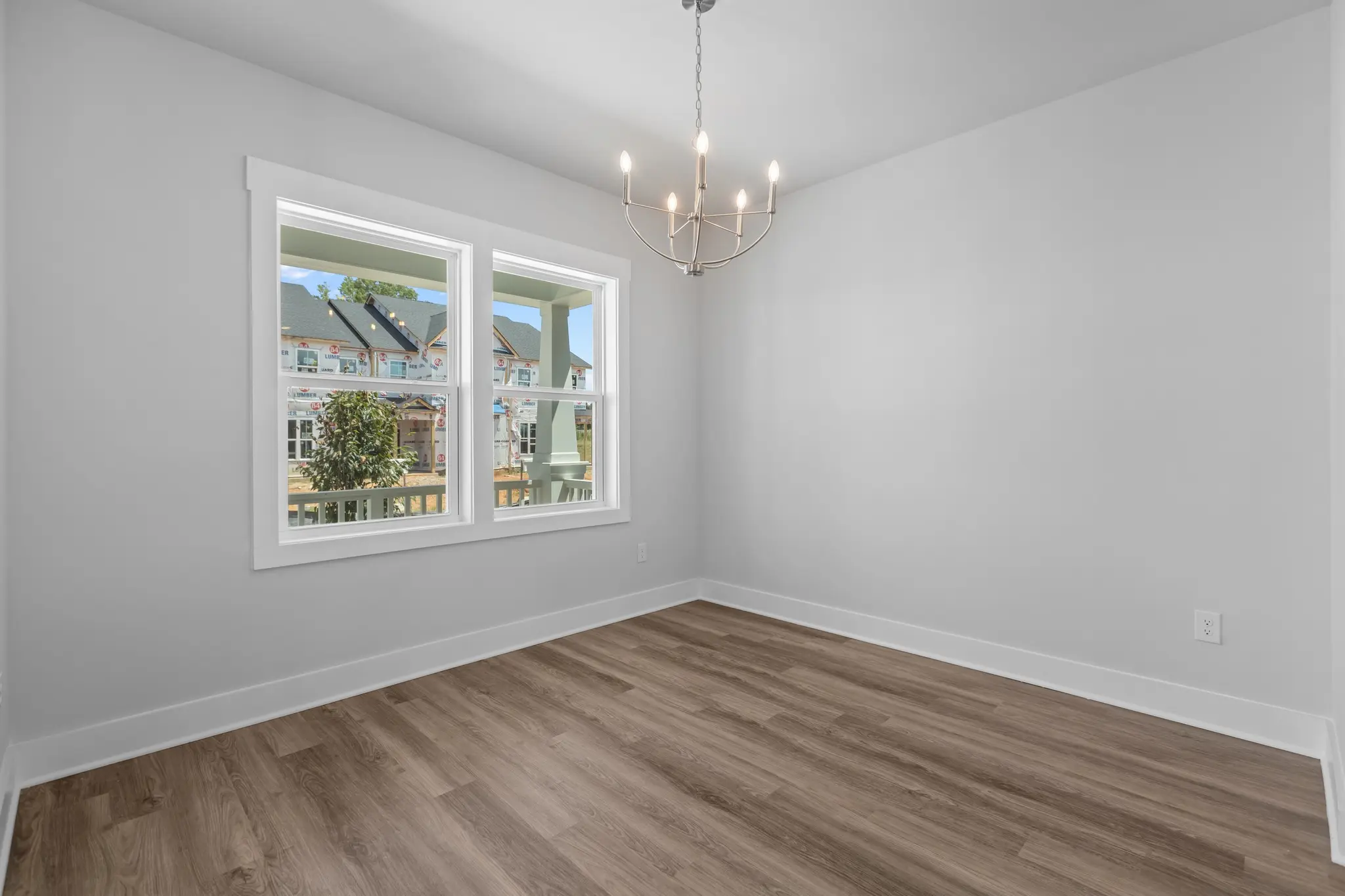 Dining (Classic White Button Down interior)