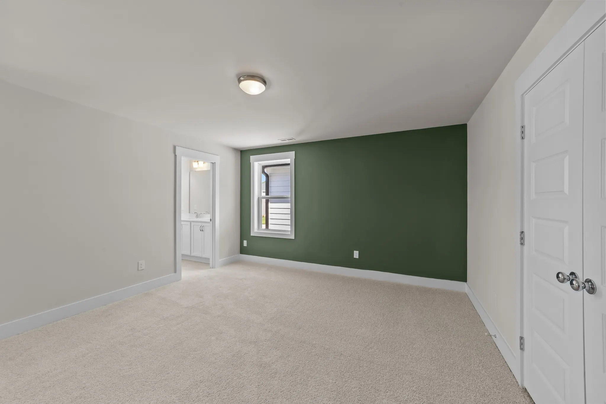 Primary Bedroom (Classic White Button Down interior)