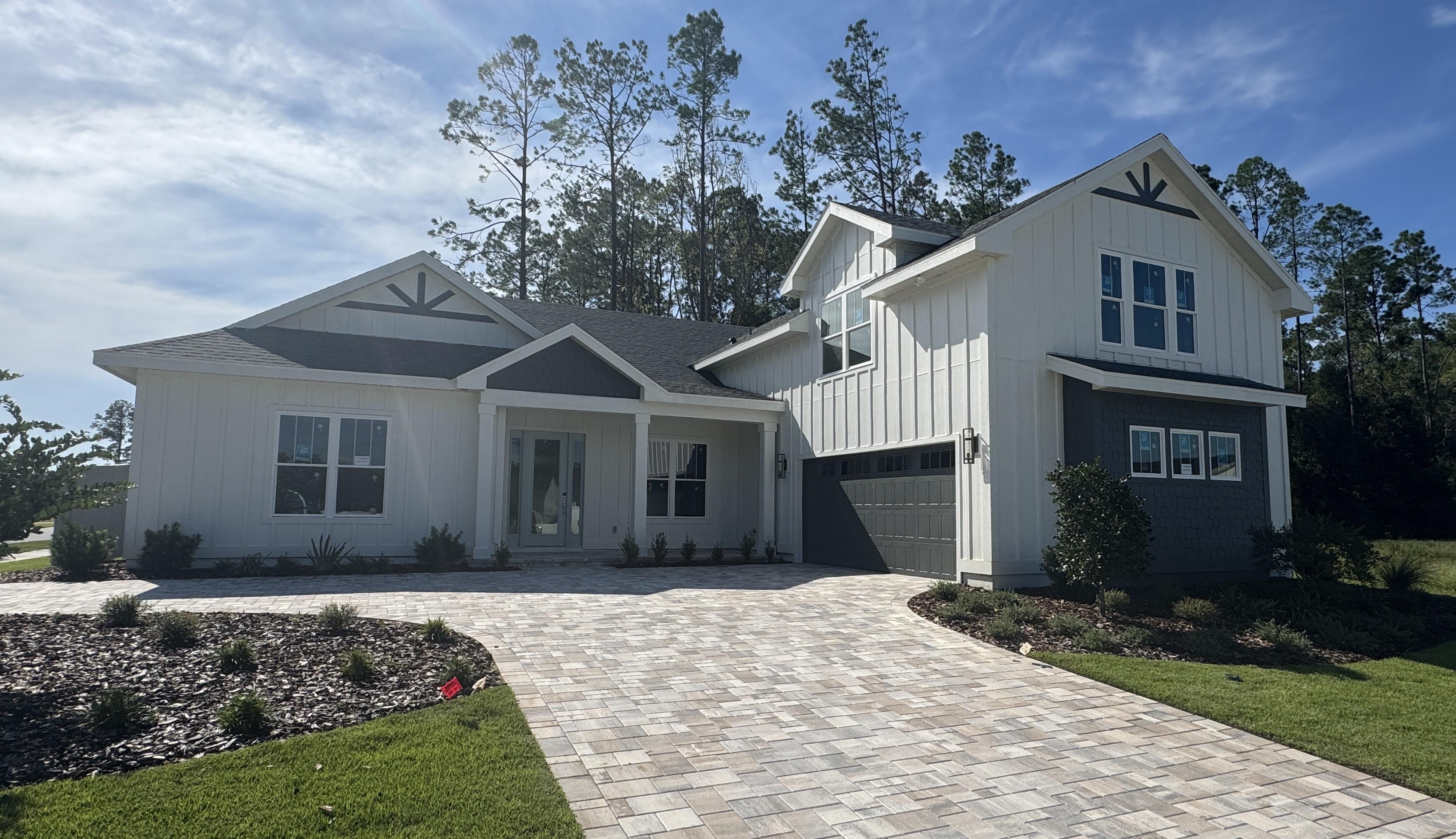 Thumbnail - 844 SW 145th DR