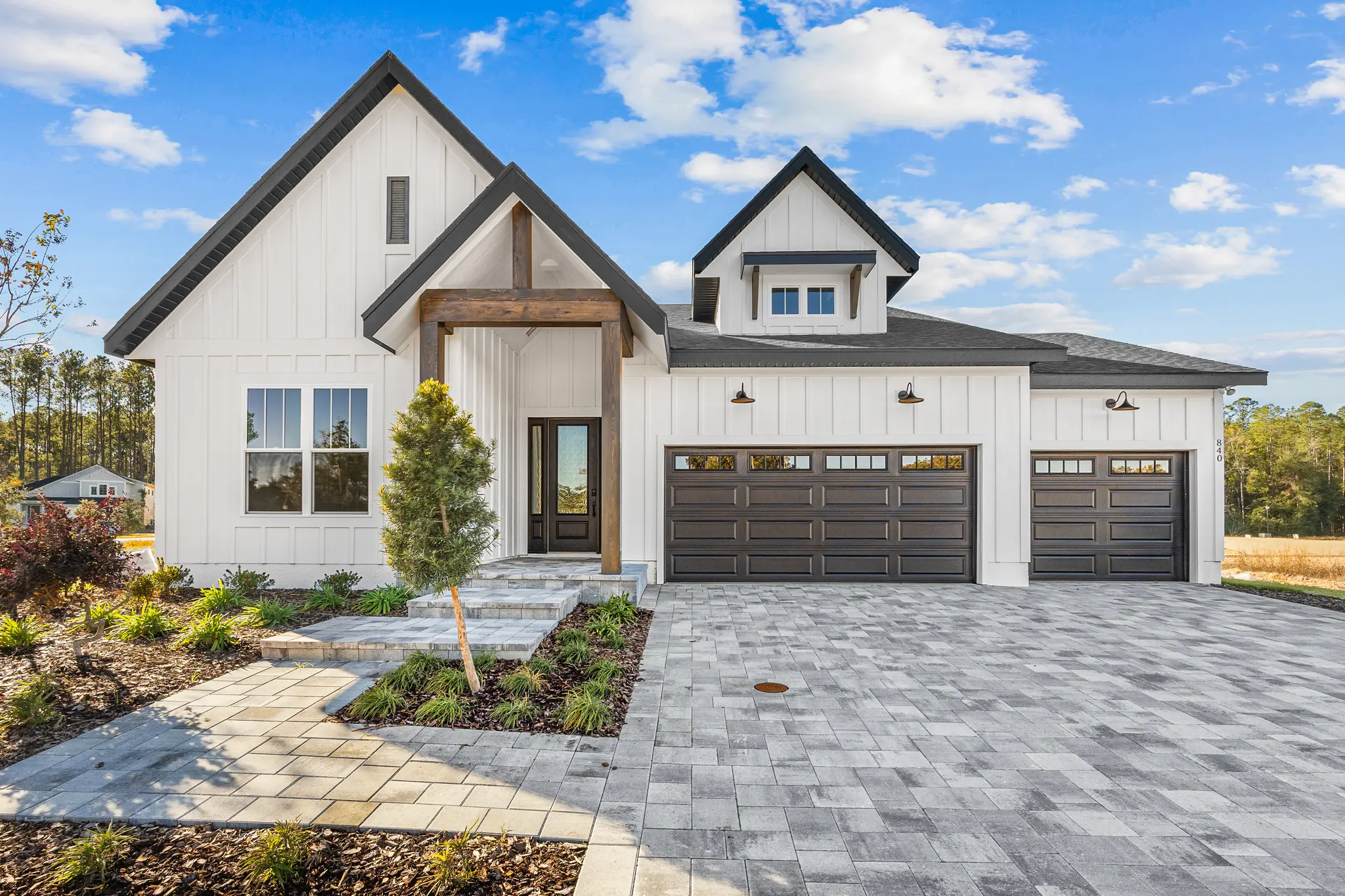 Thumbnail - 840 SW 144th DR