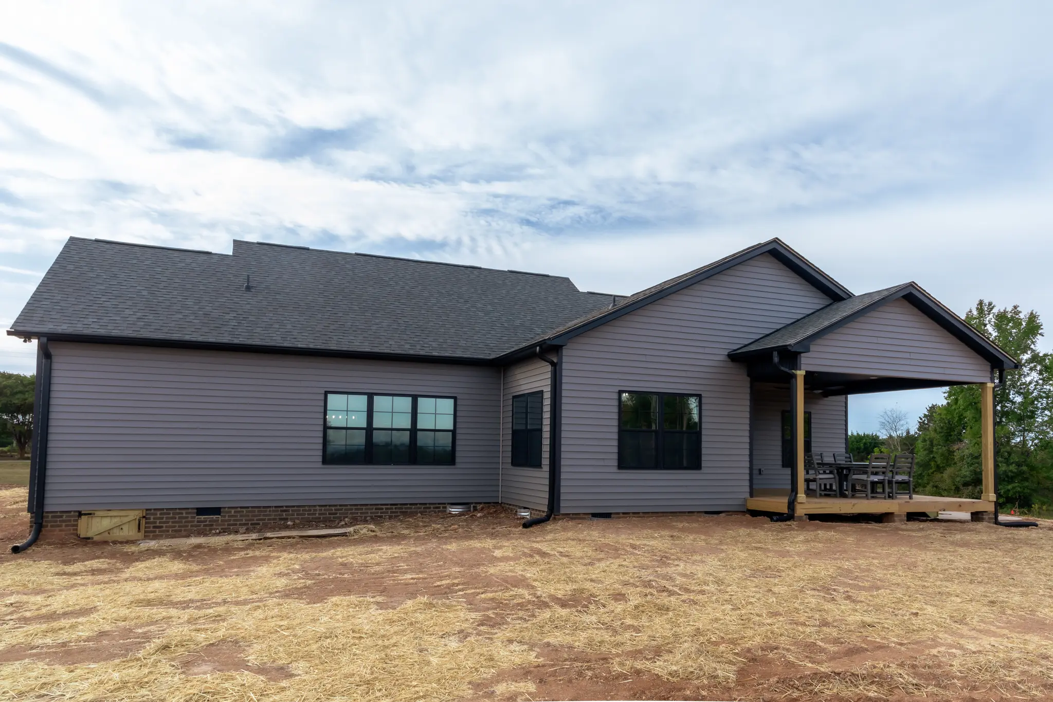 Cary - Exterior Photo 7