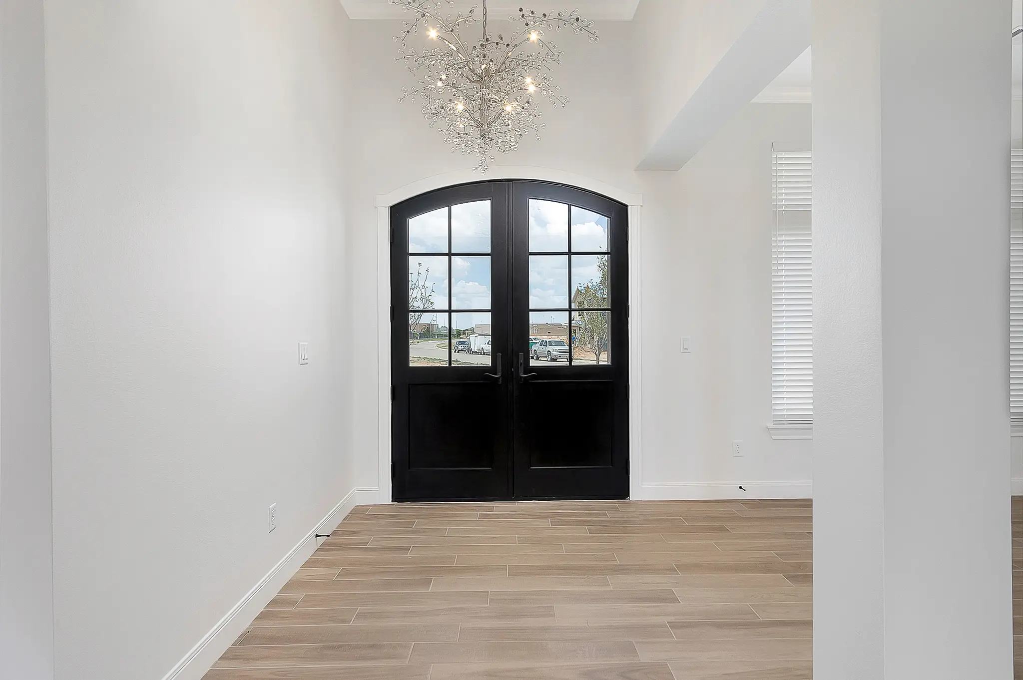 2111 - Interior Photo 7