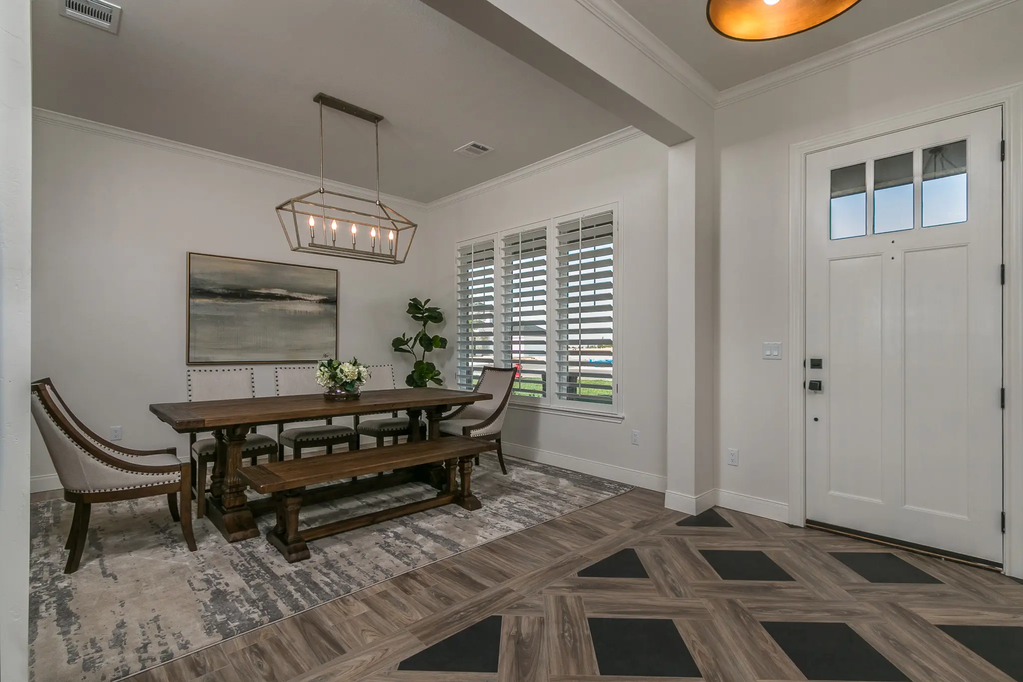 1690-2 - Interior Photo 7