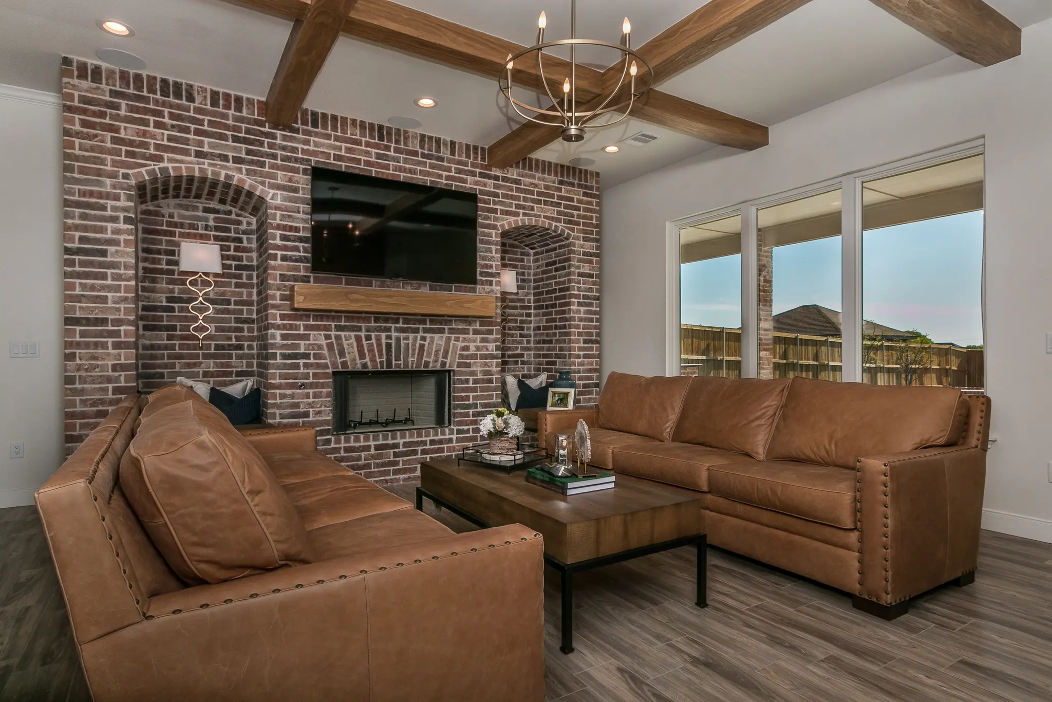 1690-2 - Interior Photo 10