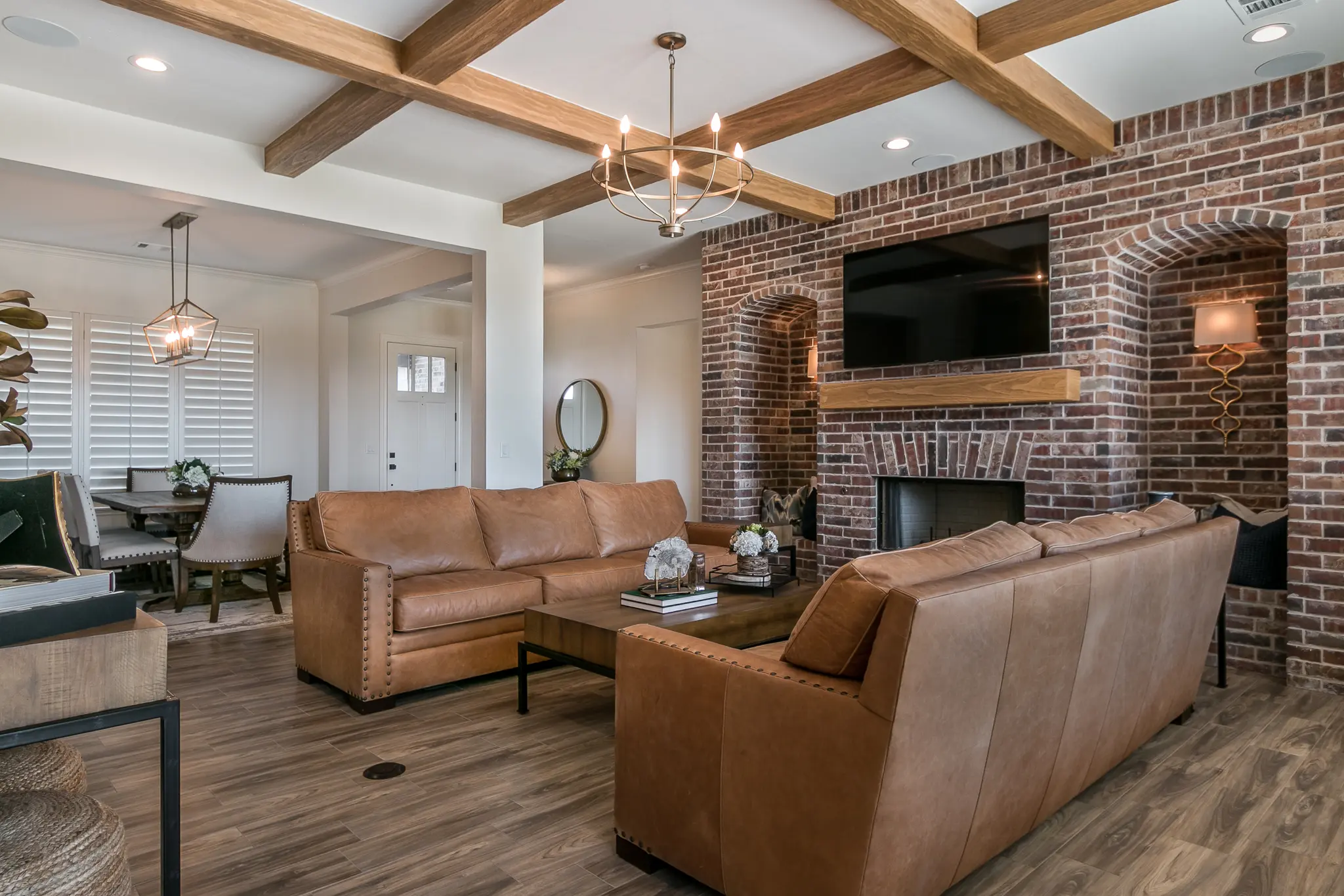 1690-2 - Interior Photo 11