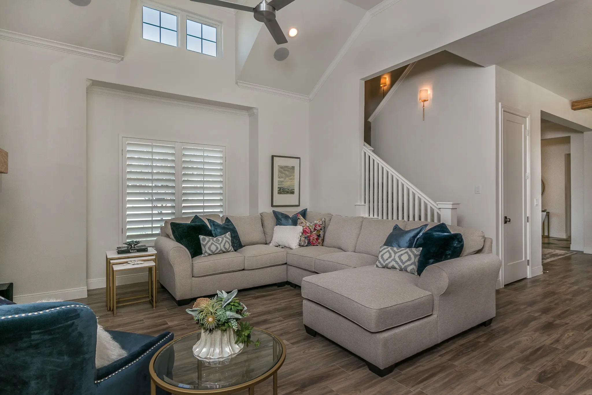 1690-2 - Interior Photo 15