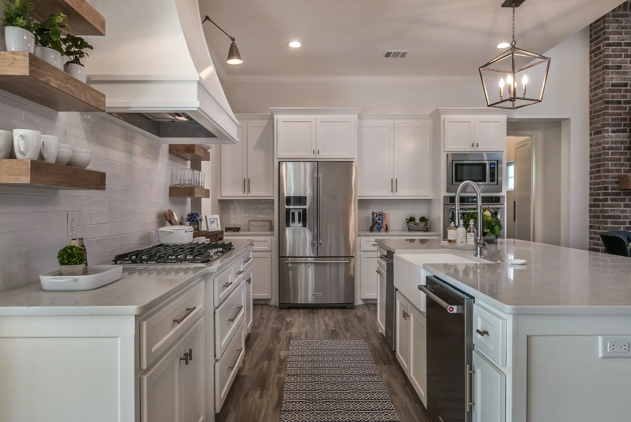 1690-2 - Interior Photo 17