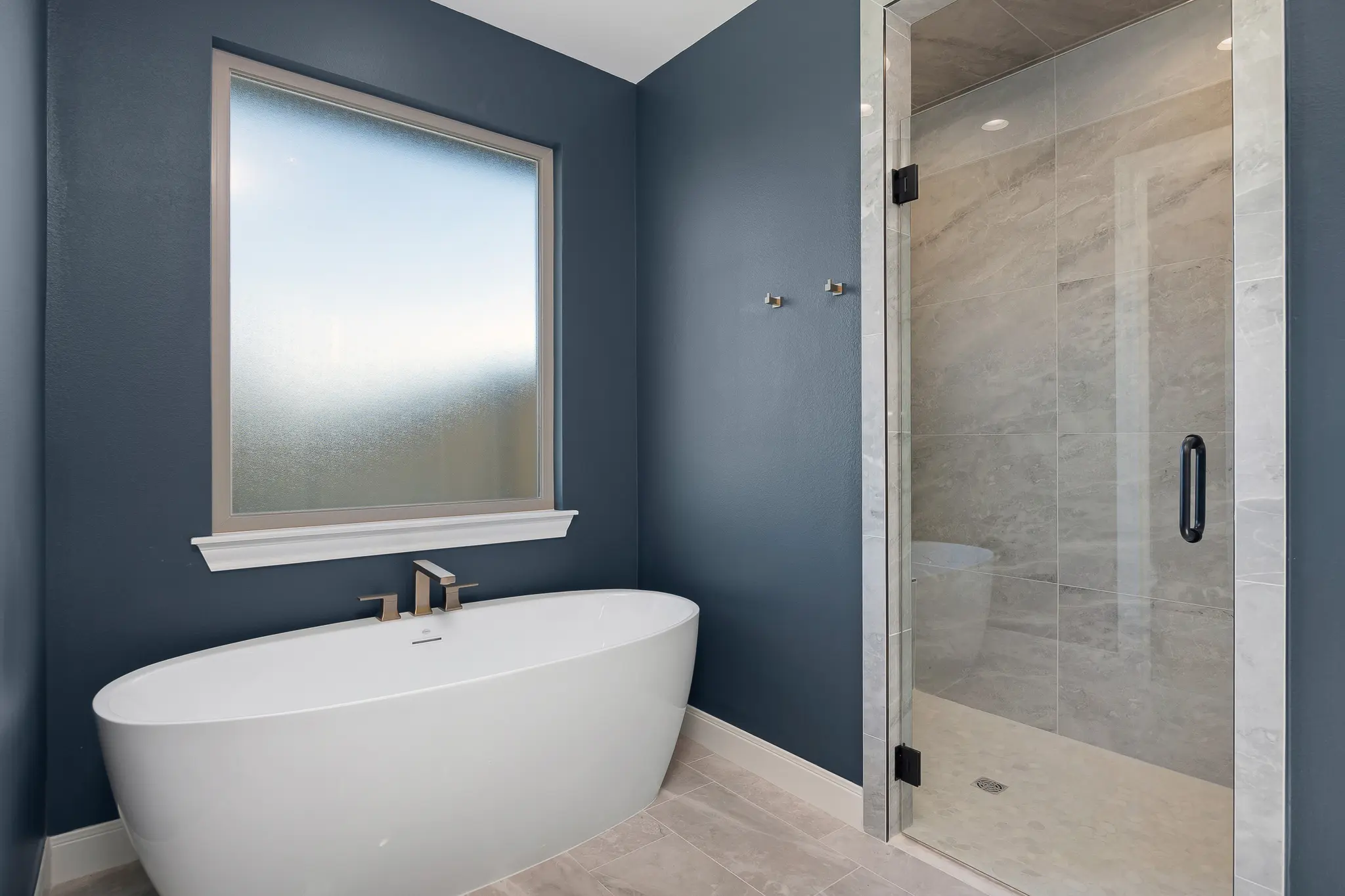 0806-24 - Interior Photo 28