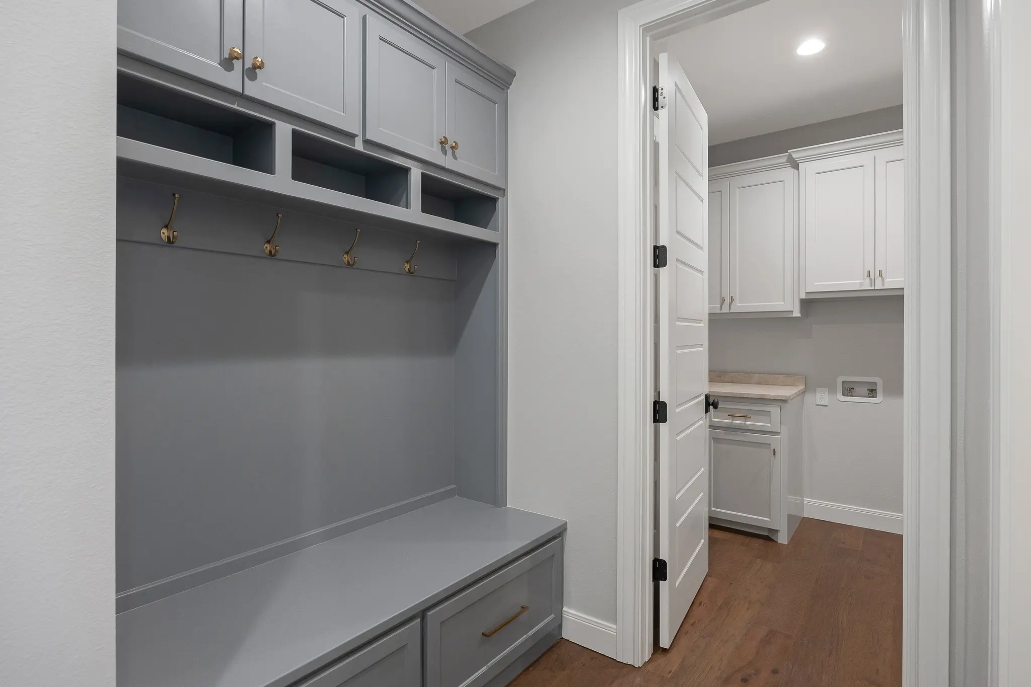 0806-24 - Interior Photo 35