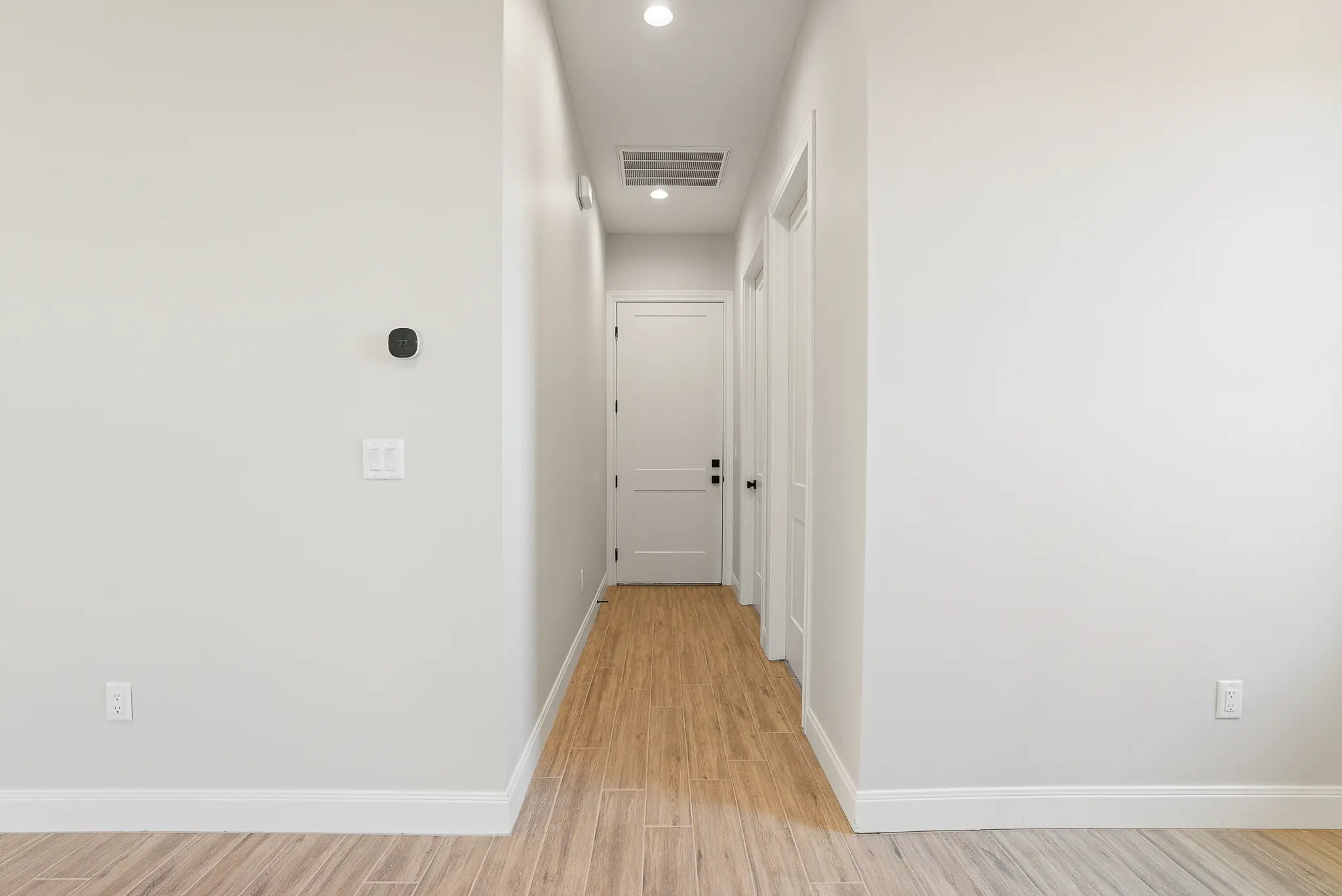 2502 - Interior Photo 37