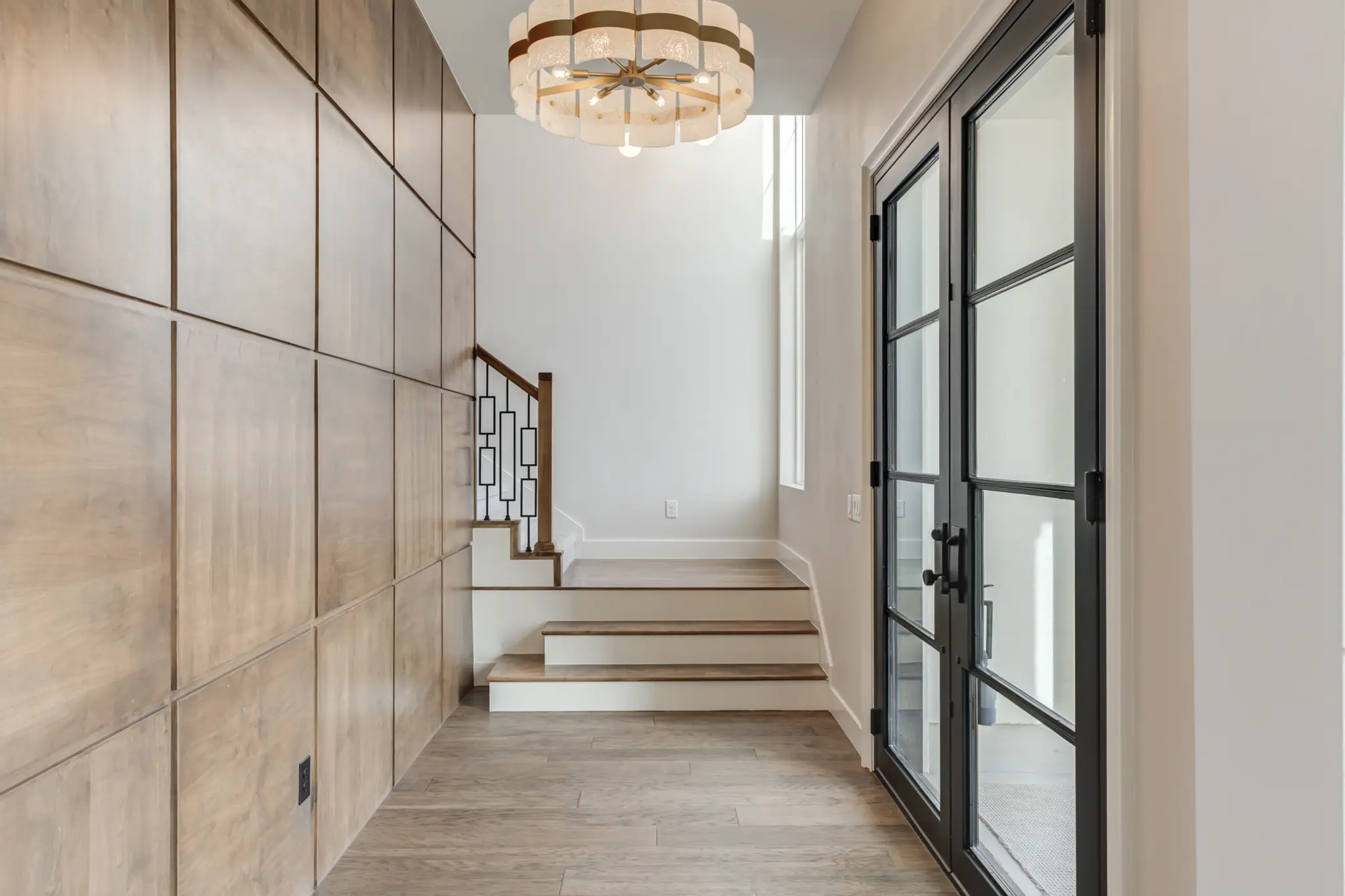 0802-24 - Interior Photo 19