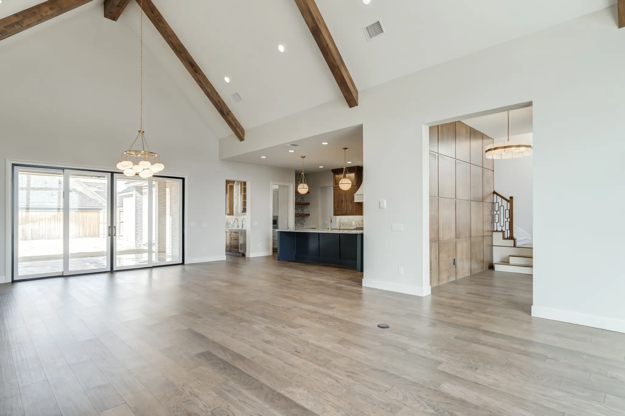 0802-24 - Interior Photo 26