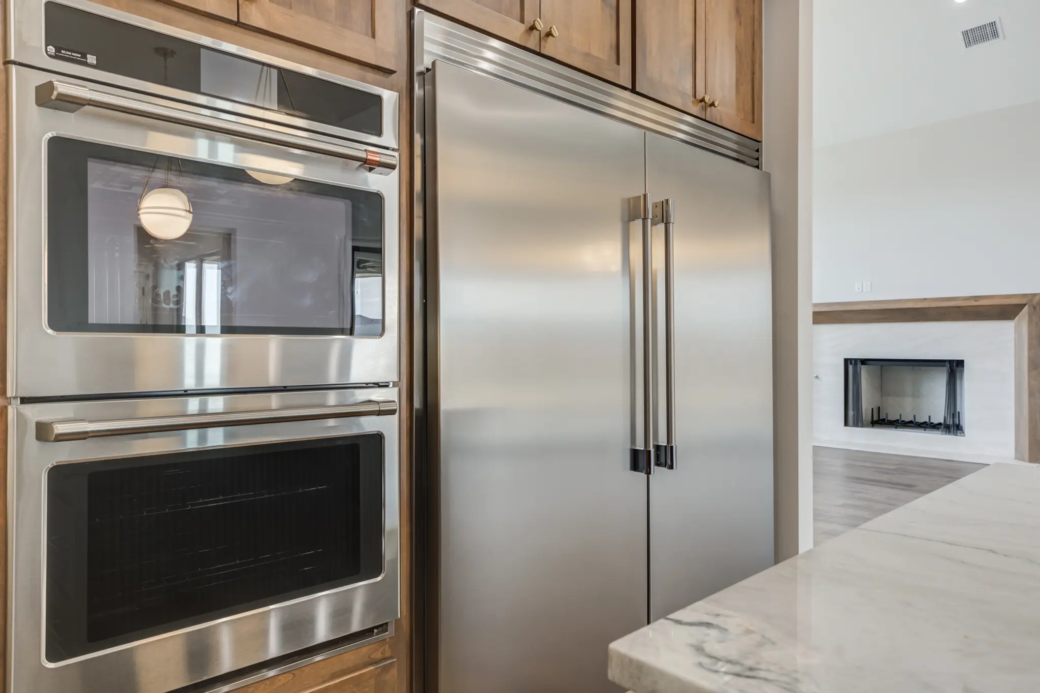 0802-24 - Interior Photo 36