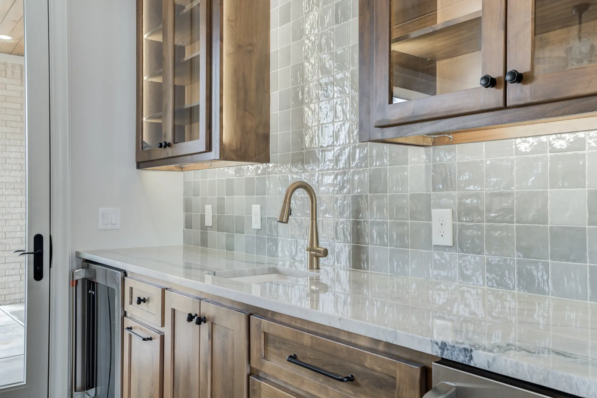 0802-24 - Interior Photo 42