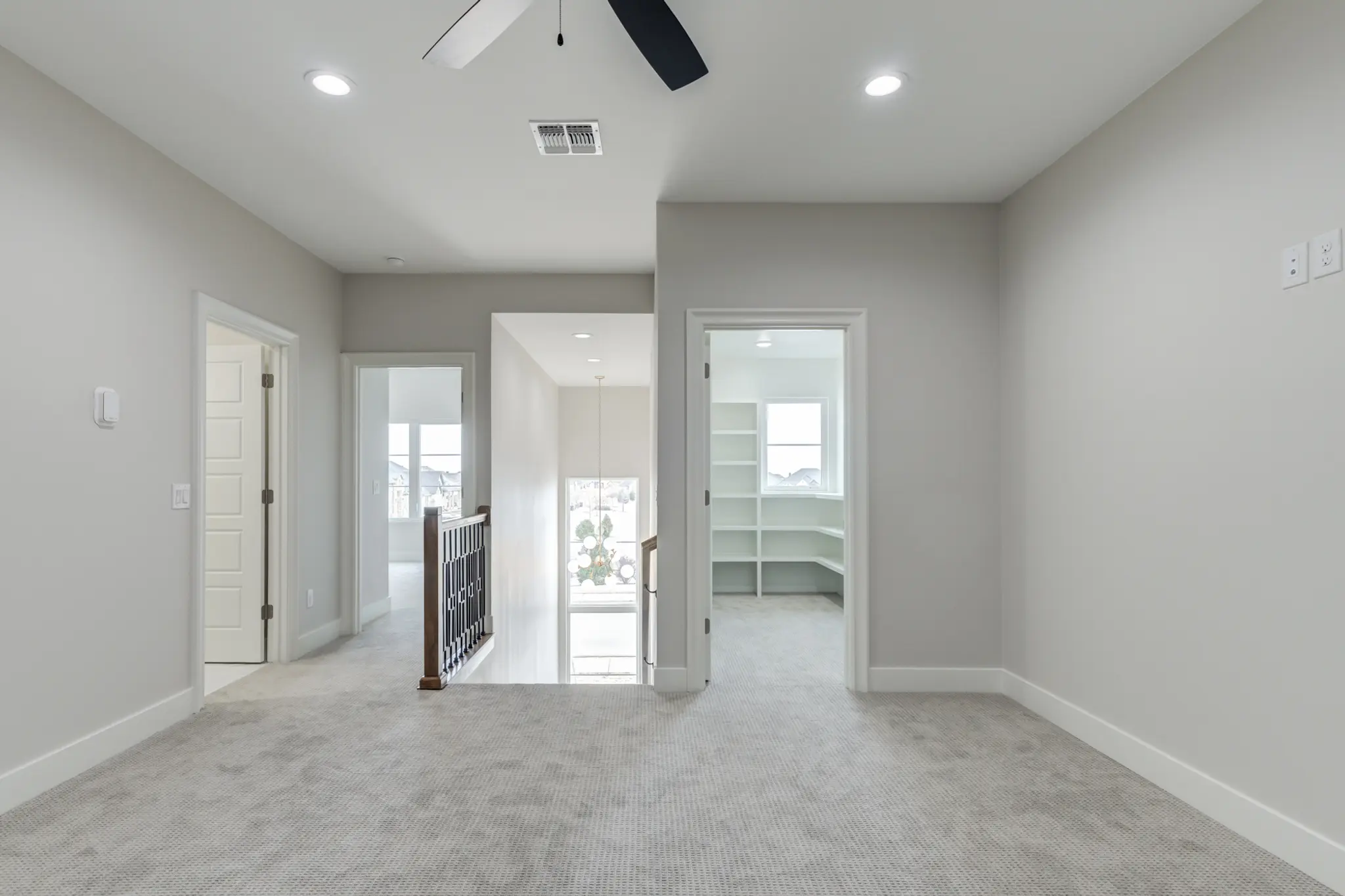 0802-24 - Interior Photo 62