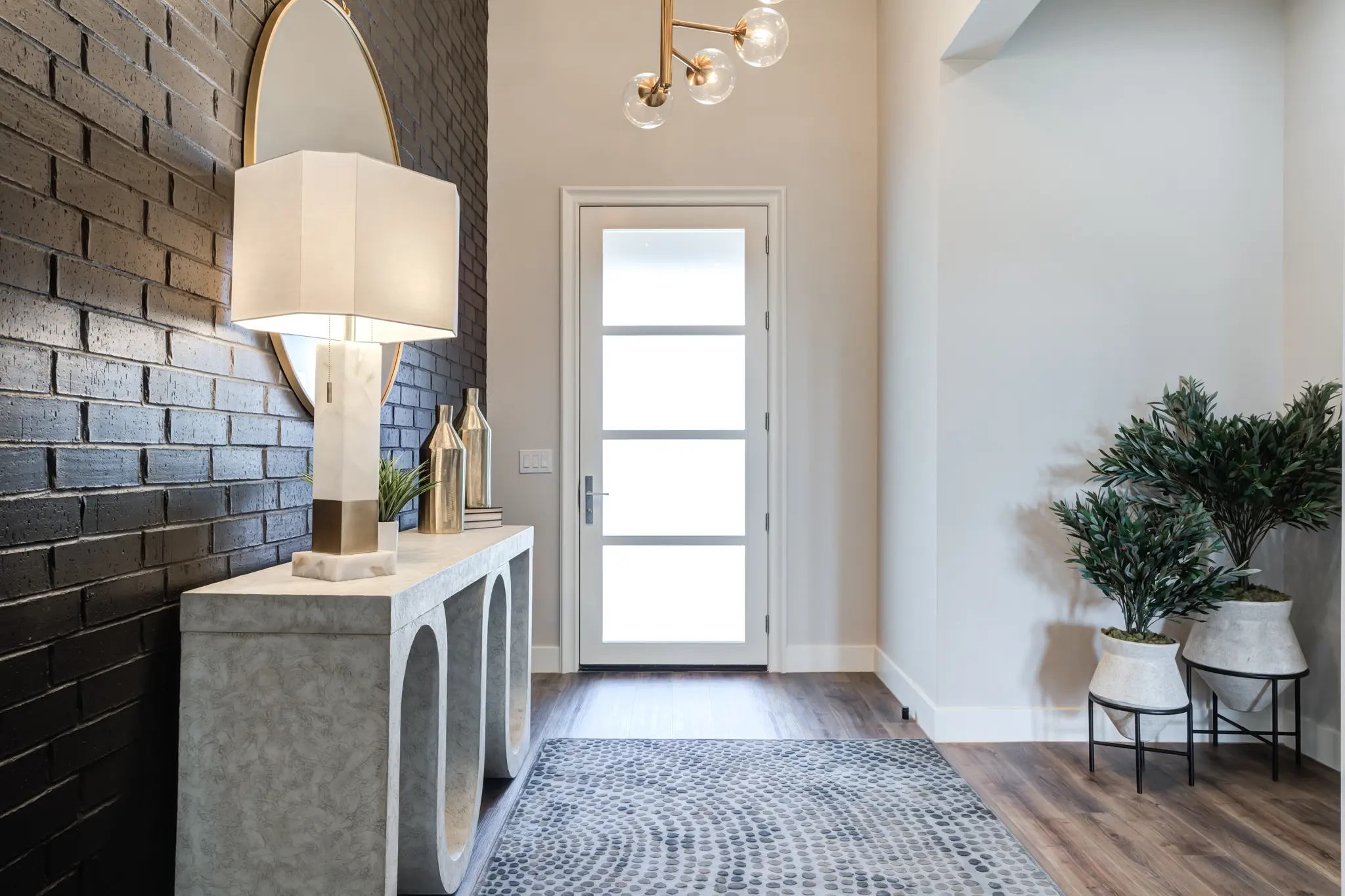 2424 - Interior Photo 14